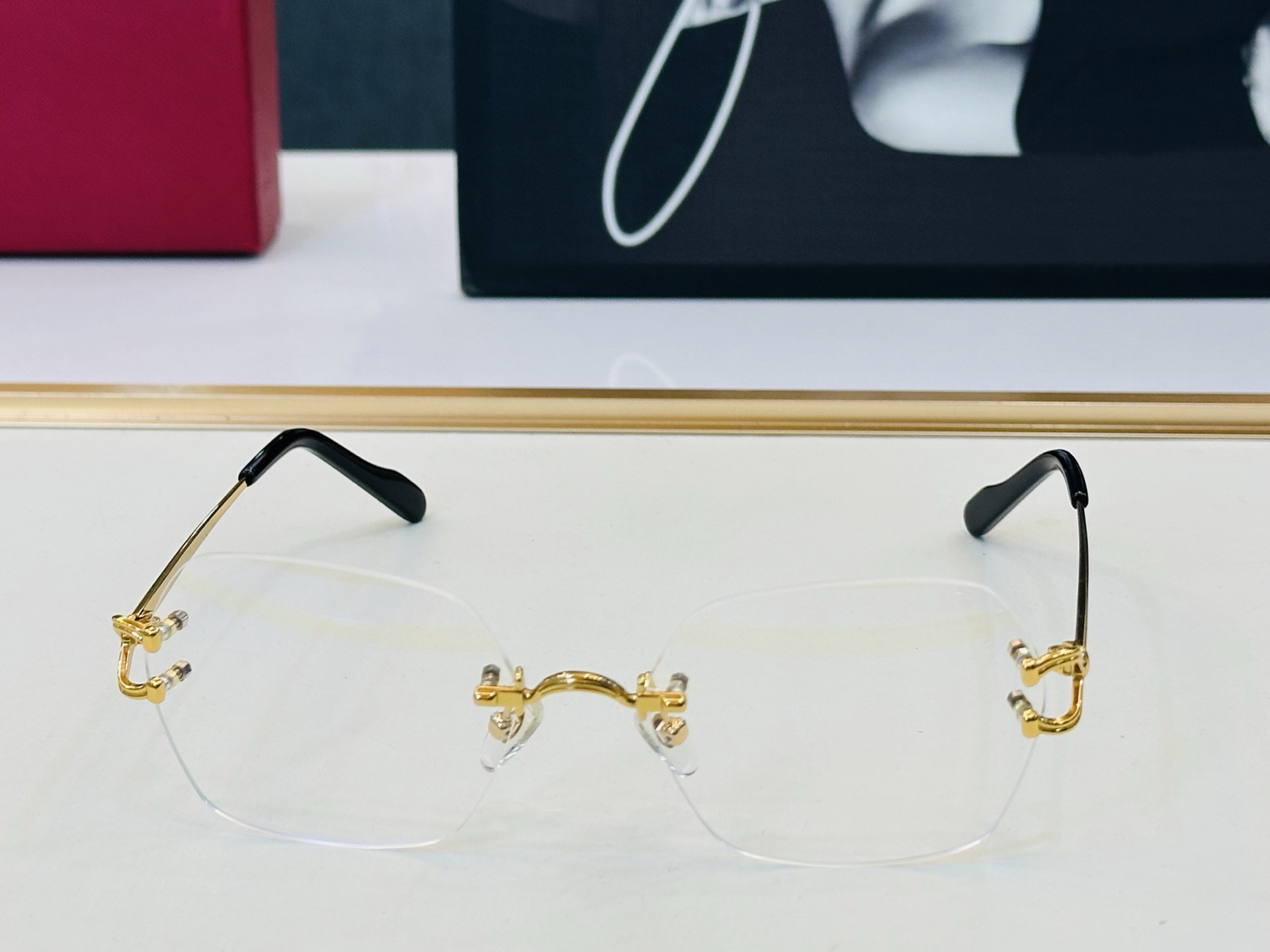 Cartier-卡家 🎁CT0564 Size：54口19-140 不挑脸型 简约大气 时尚休闲👌👃C配