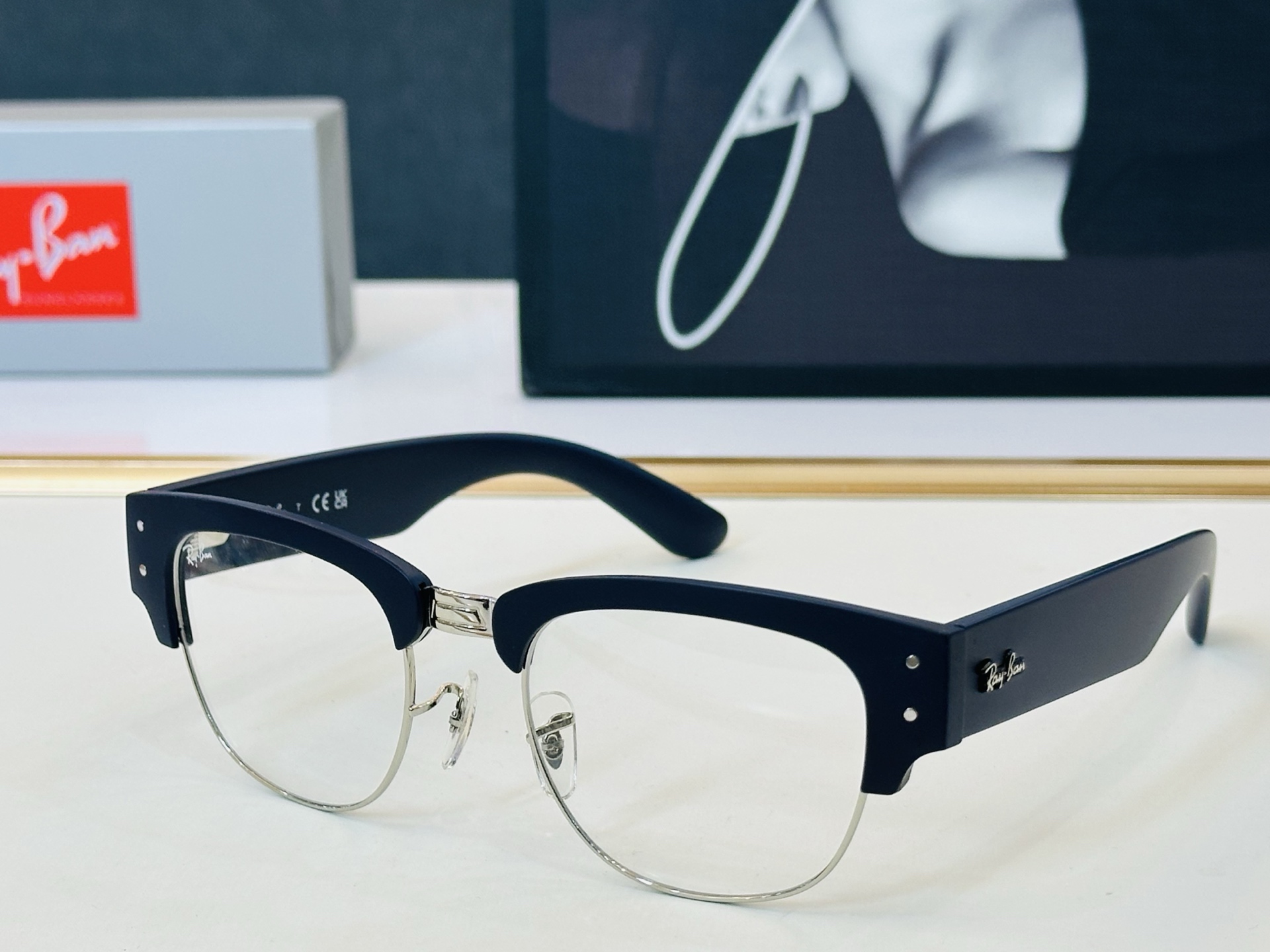 🔺雷鹏🔻RB7316B Size：52口21-145 男女通用，超帅气 经典框 J配光镜 🕶