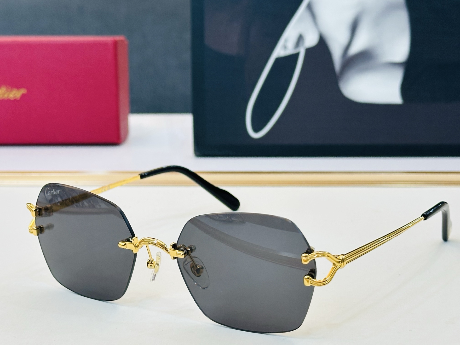 Cartier-卡家 🎁CT0564 Size：54口19-140 不挑脸型 简约大气 C时尚休闲👌👃