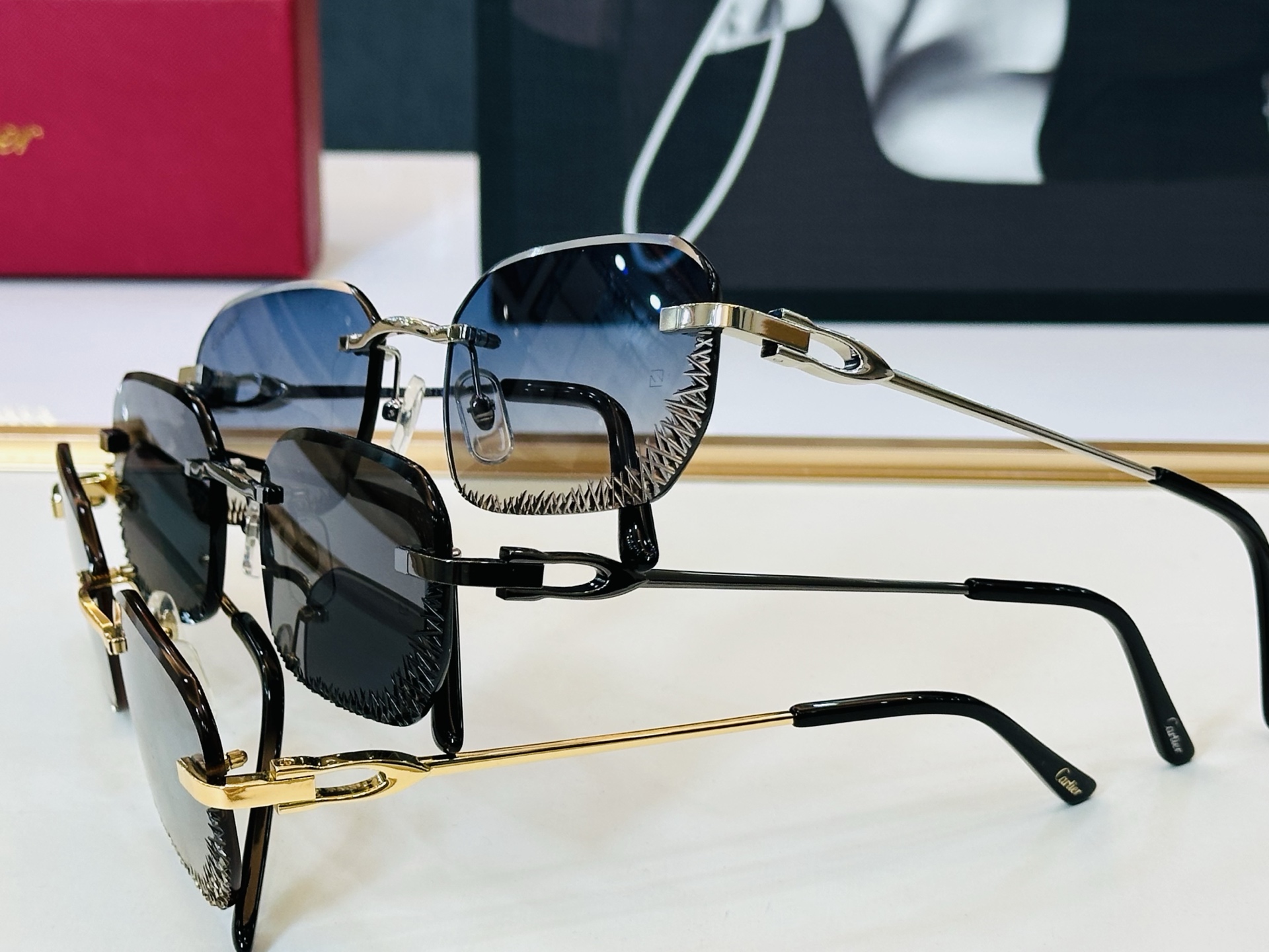 Cartie* 卡家 太阳镜 CT0820S Size：57口21-145 电镀工艺精湛气质十足！CC男
