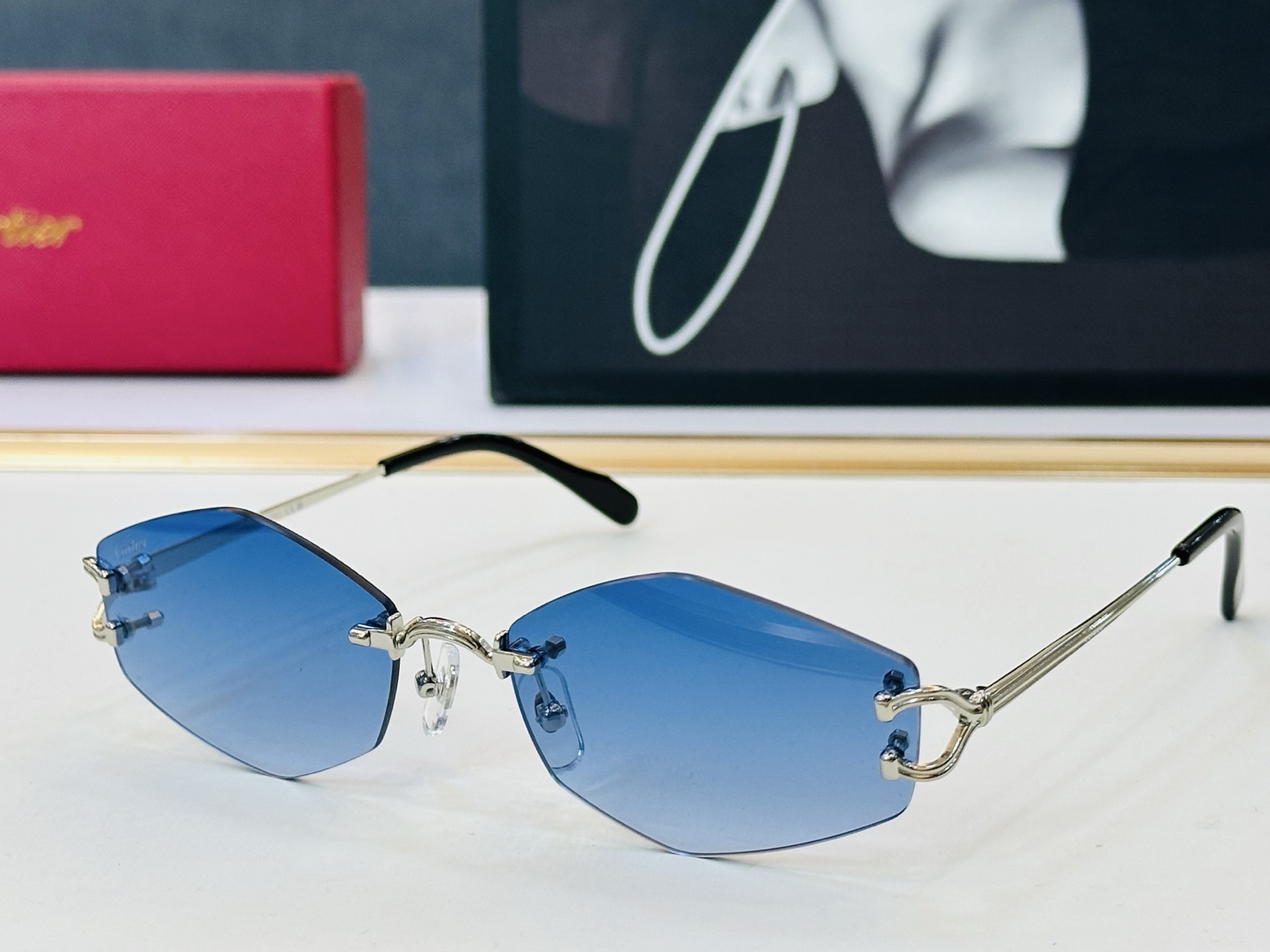 Cartier-卡家 🎁CT0072 Size：56口18-145 不挑脸型 简约大气 C时尚休闲👌👃