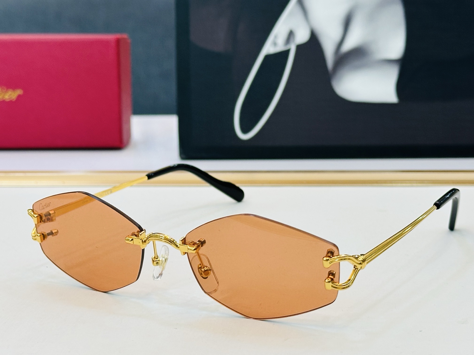 Cartier-卡家 🎁CT0072 Size：56口18-145 不挑脸型 简约大气 C时尚休闲👌👃