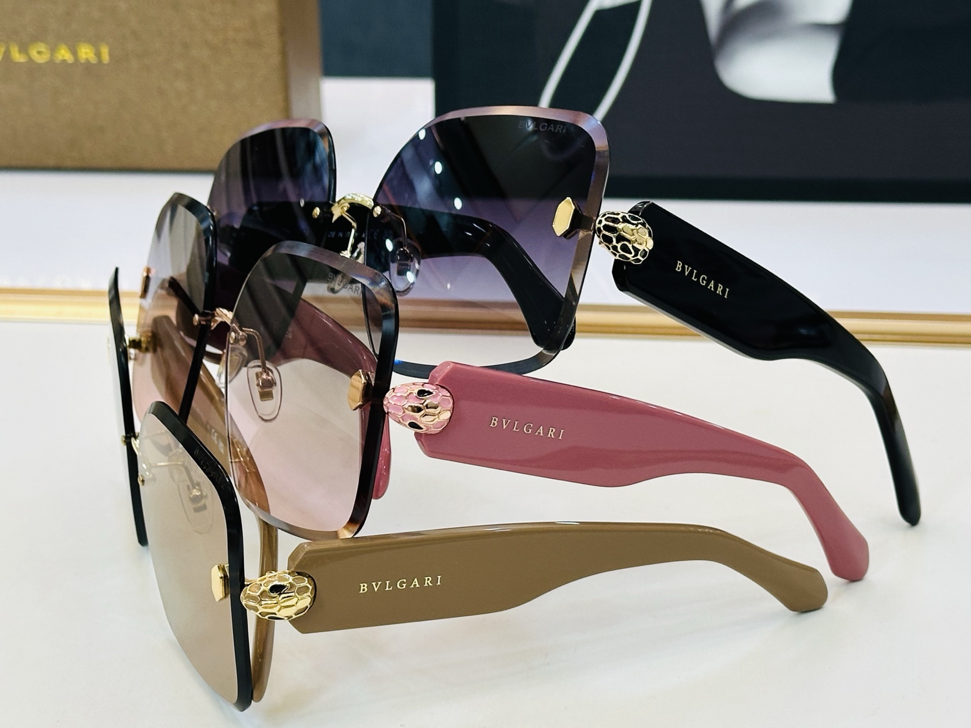 🆕款 官网同售 宝格家 BV40074U 👍 Size ：62口15-145 绝对要买😎品质非常完美 C
