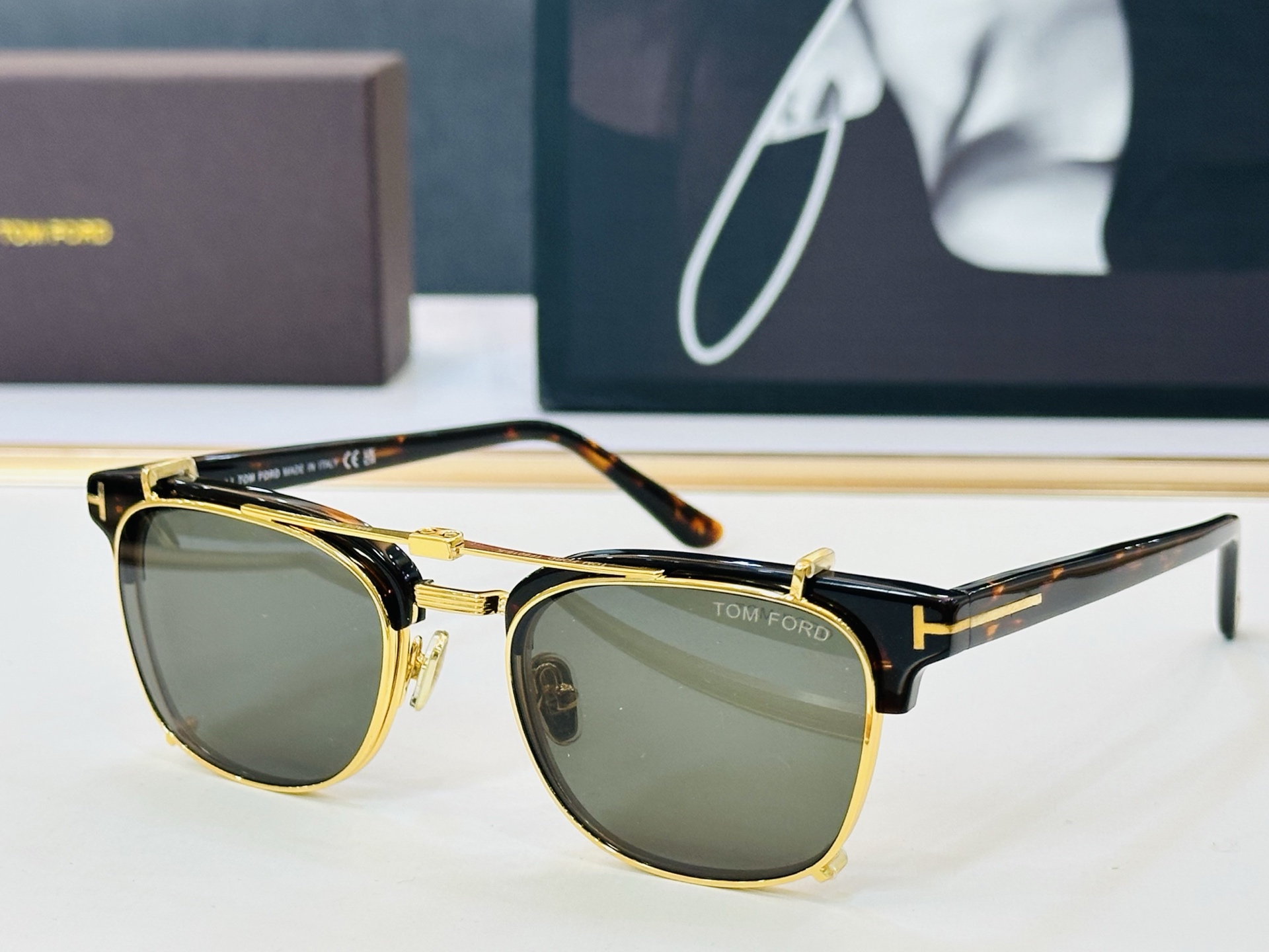 🔺TOM FOR*🔻 汤姆家 官网新款 FT6016-K-B Size：50口21-145 经典时尚 🔝