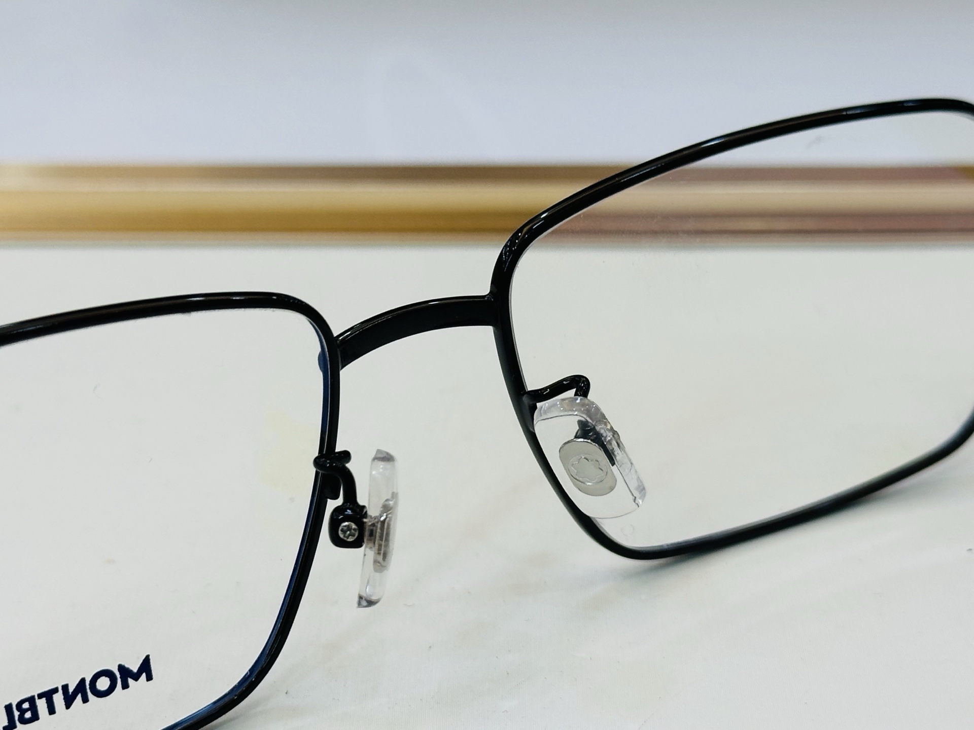 MB03322 Size：56口17-150 🌤万宝龙 非常能彰显一个人的品味品质做工稳实 L配光架