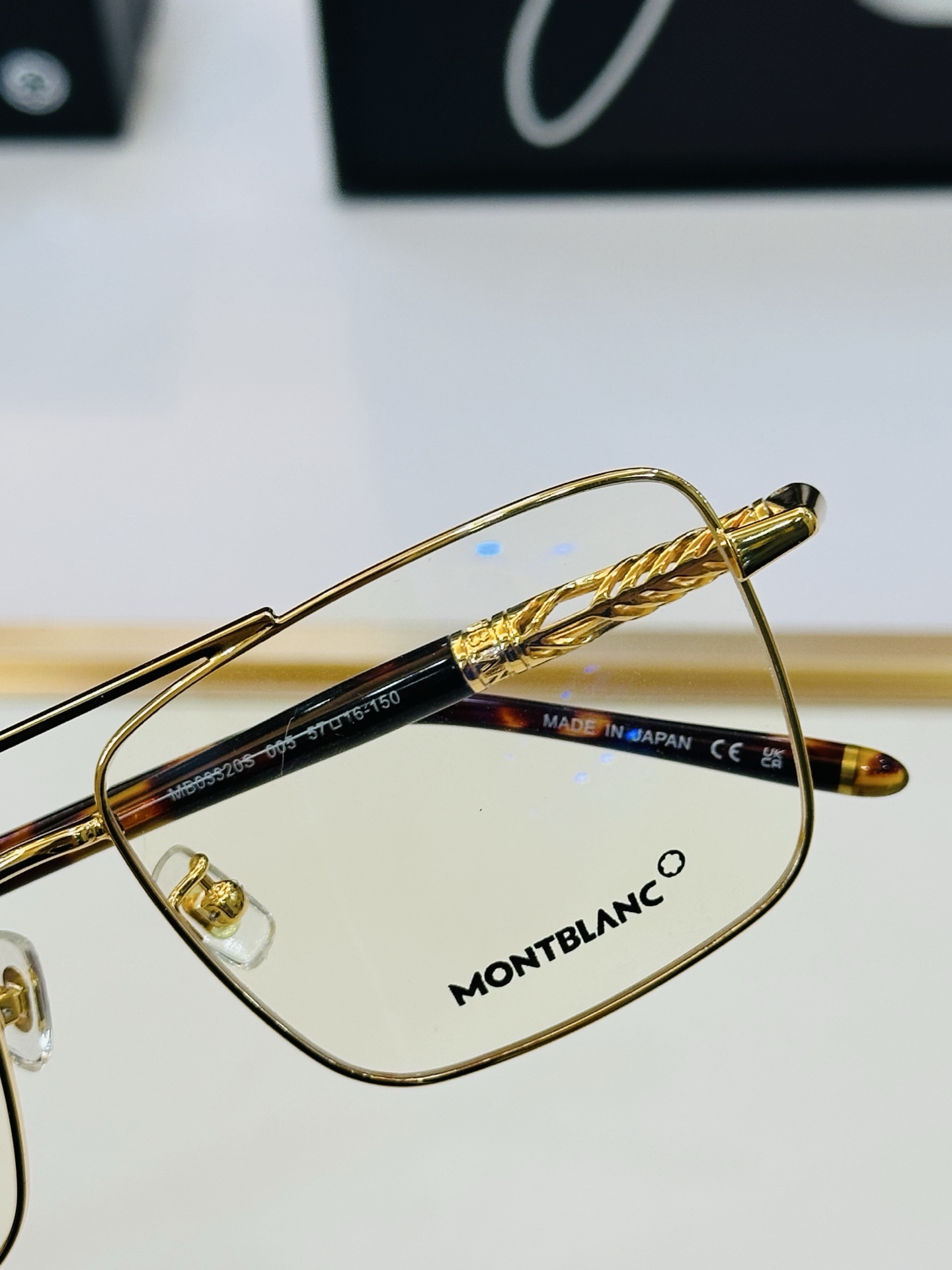 MB03320S Size：57口16-150 🌤万宝龙 非常能彰显一个人的品味品质做工稳实 L配光架