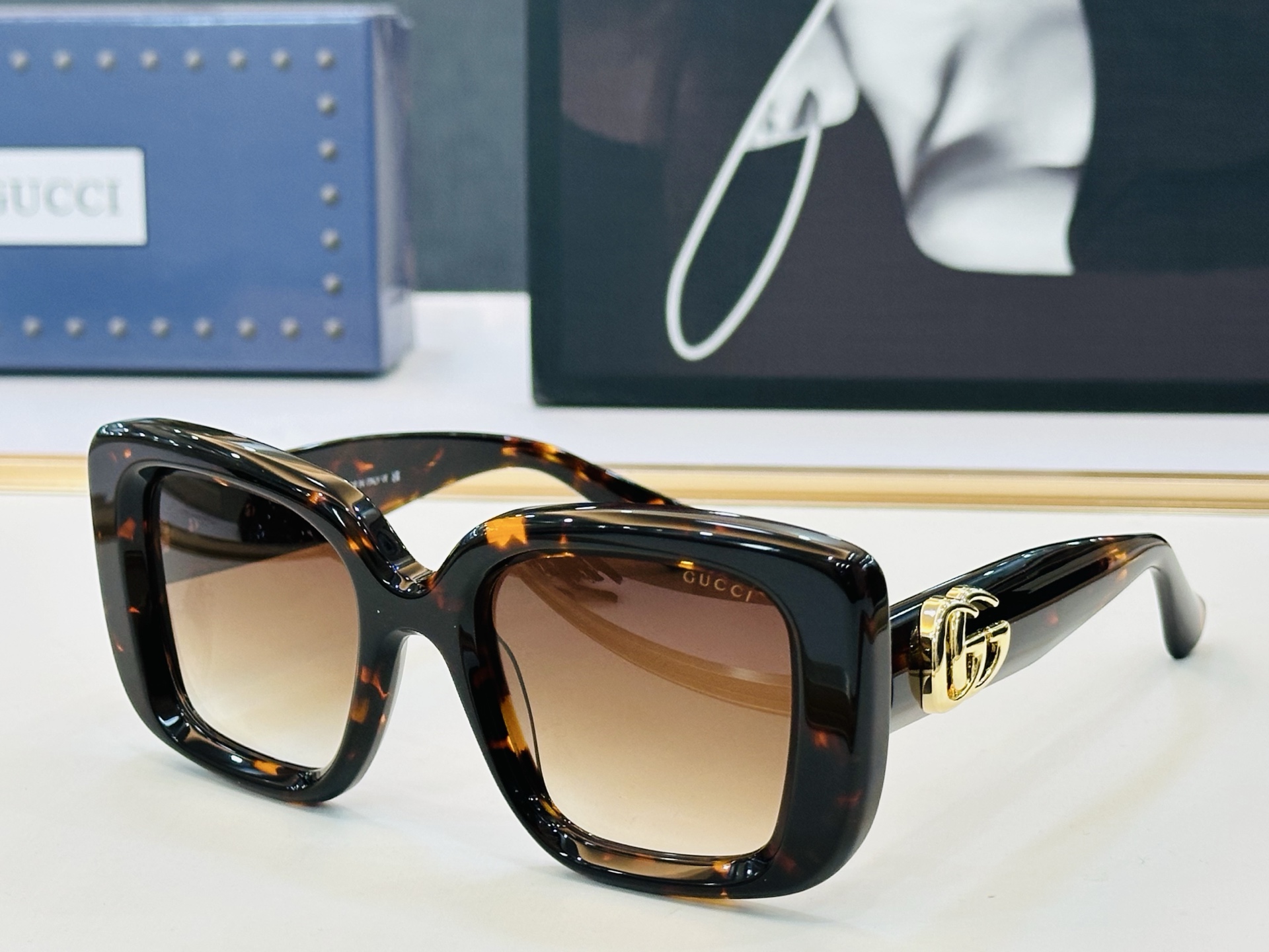 GUCC* 古家 GG1975S 🐝🐝系列 Size：50口22-145 🍁🍁 C超绝品质 。