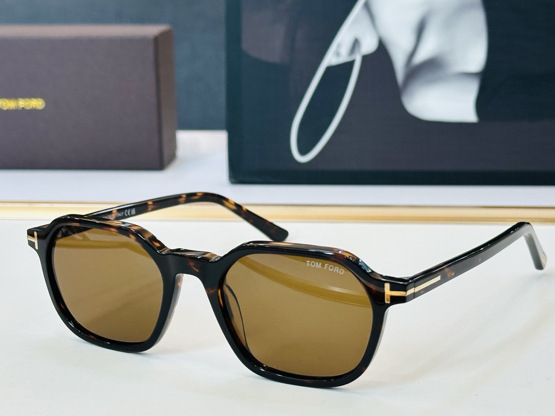 🆕款 TOM FORD🏇汤姆家 MODEL:FT1301 size：51口20-145 🈷️😍时尚潮流 
