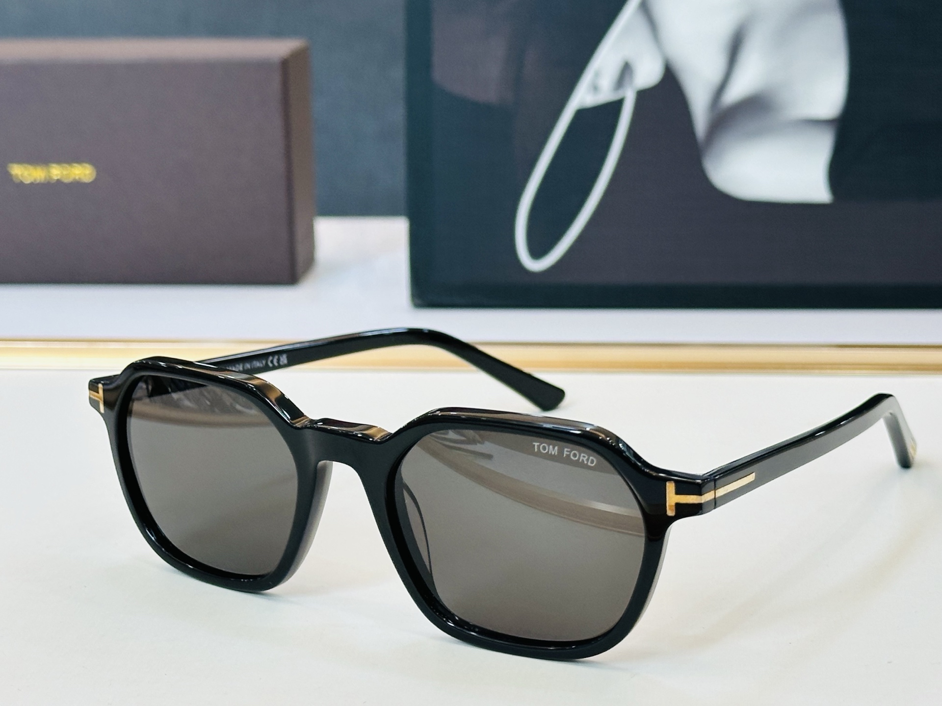 🆕款 TOM FORD🏇汤姆家 MODEL:FT1301 size：51口20-145 🈷️😍时尚潮流 
