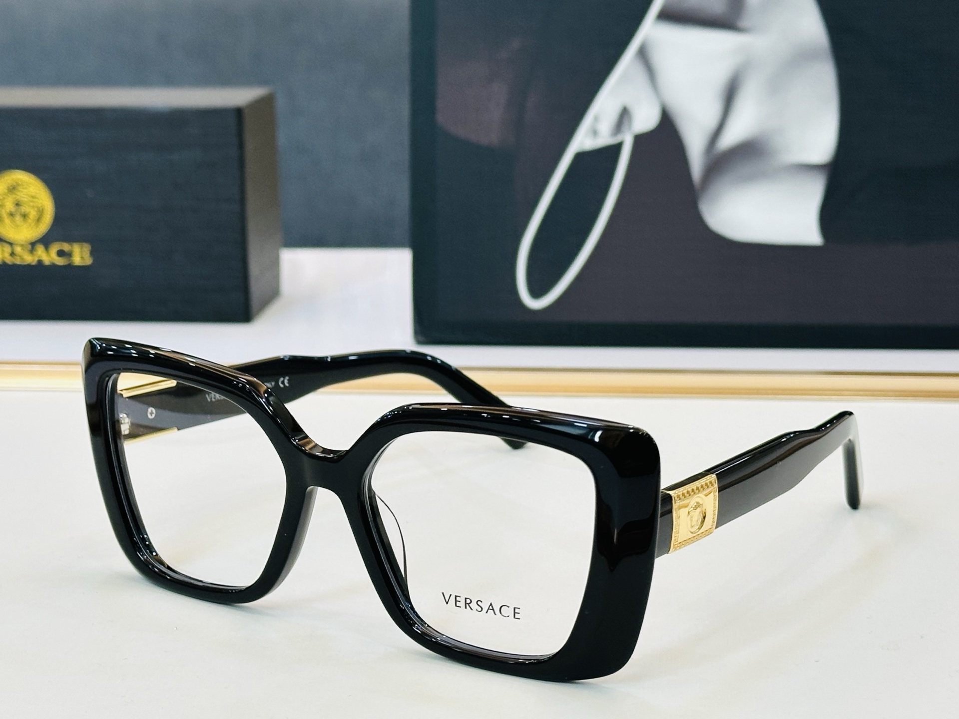 🎉🎉范思家 VERSACE✨✨✨MODEL：VE3422 Size：54口18-145 ✨Z有范
