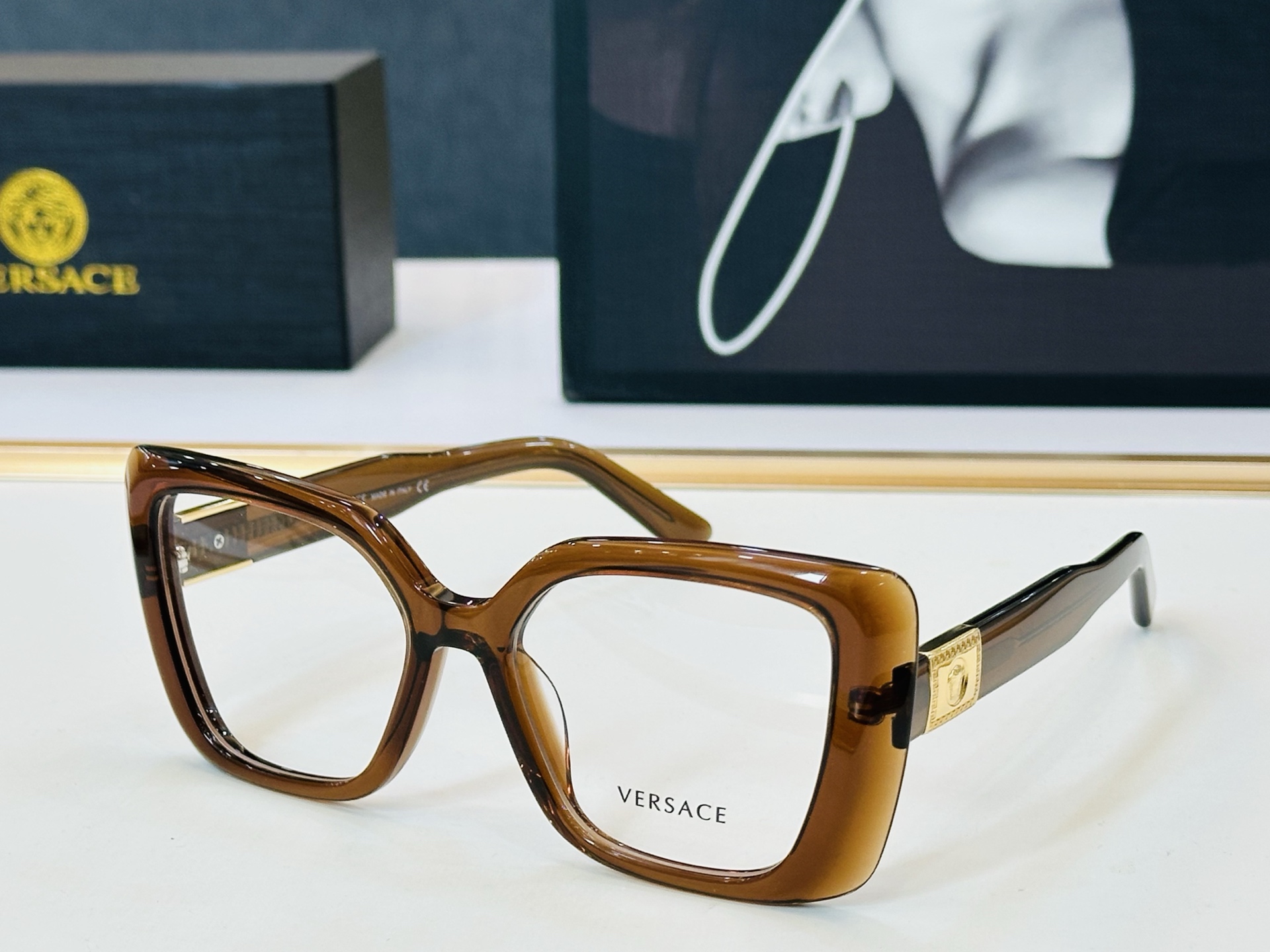 🎉🎉范思家 VERSACE✨✨✨MODEL：VE3422 Size：54口18-145 ✨Z有范