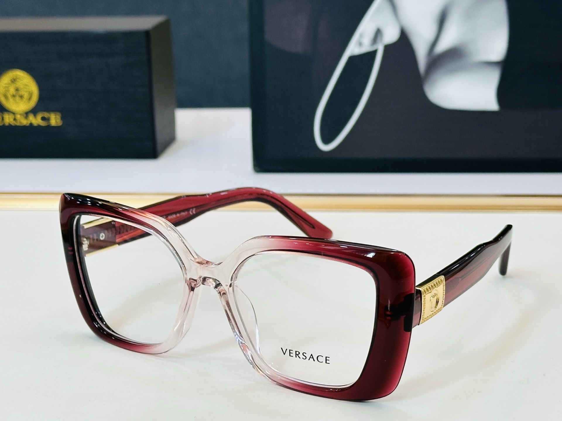 🎉🎉范思家 VERSACE✨✨✨MODEL：VE3422 Size：54口18-145 ✨Z有范