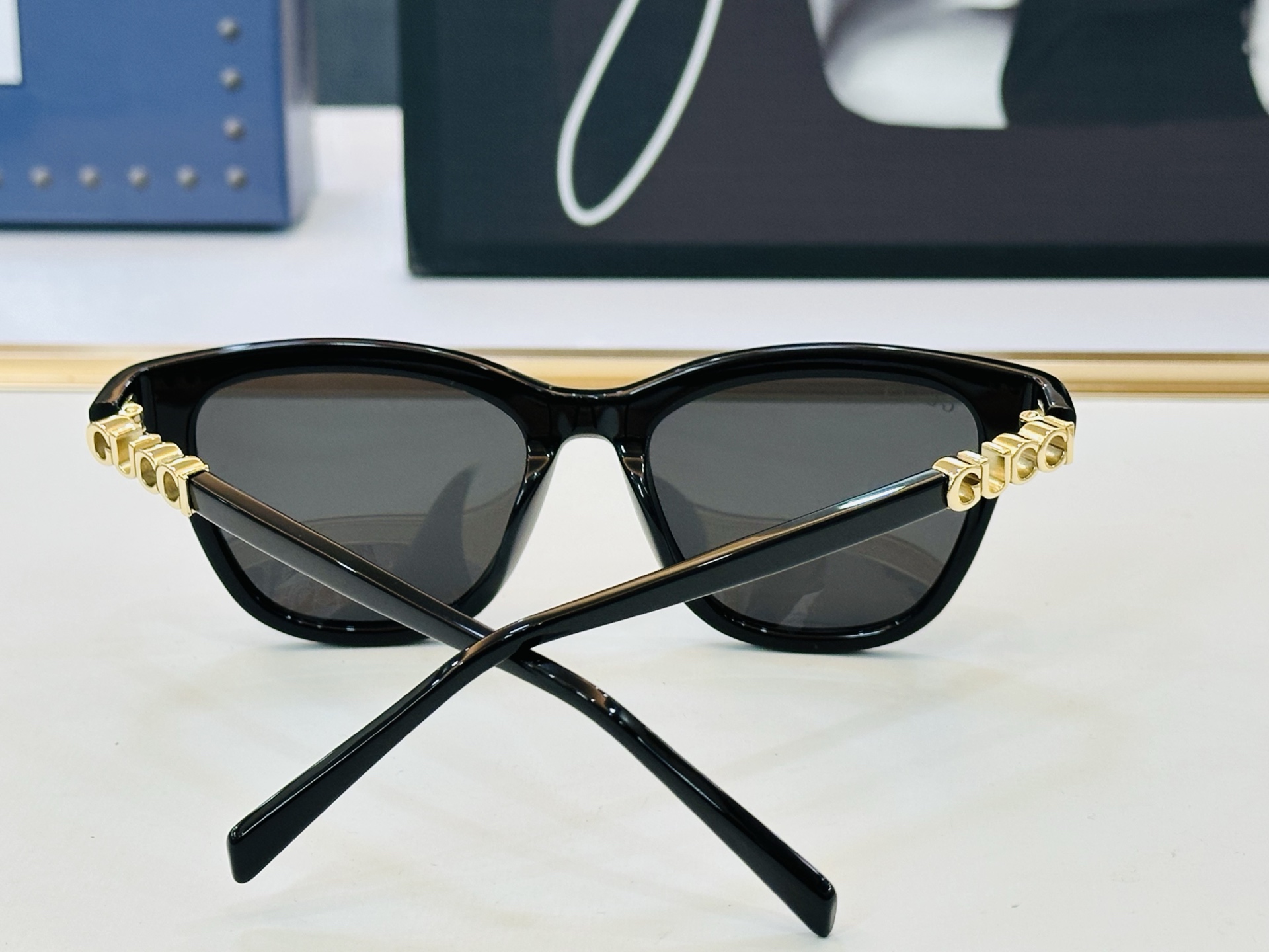 GUCC* 古家 GG2032S 🐝🐝系列 Size：52口16-140 🍁🍁 W超绝品质 。