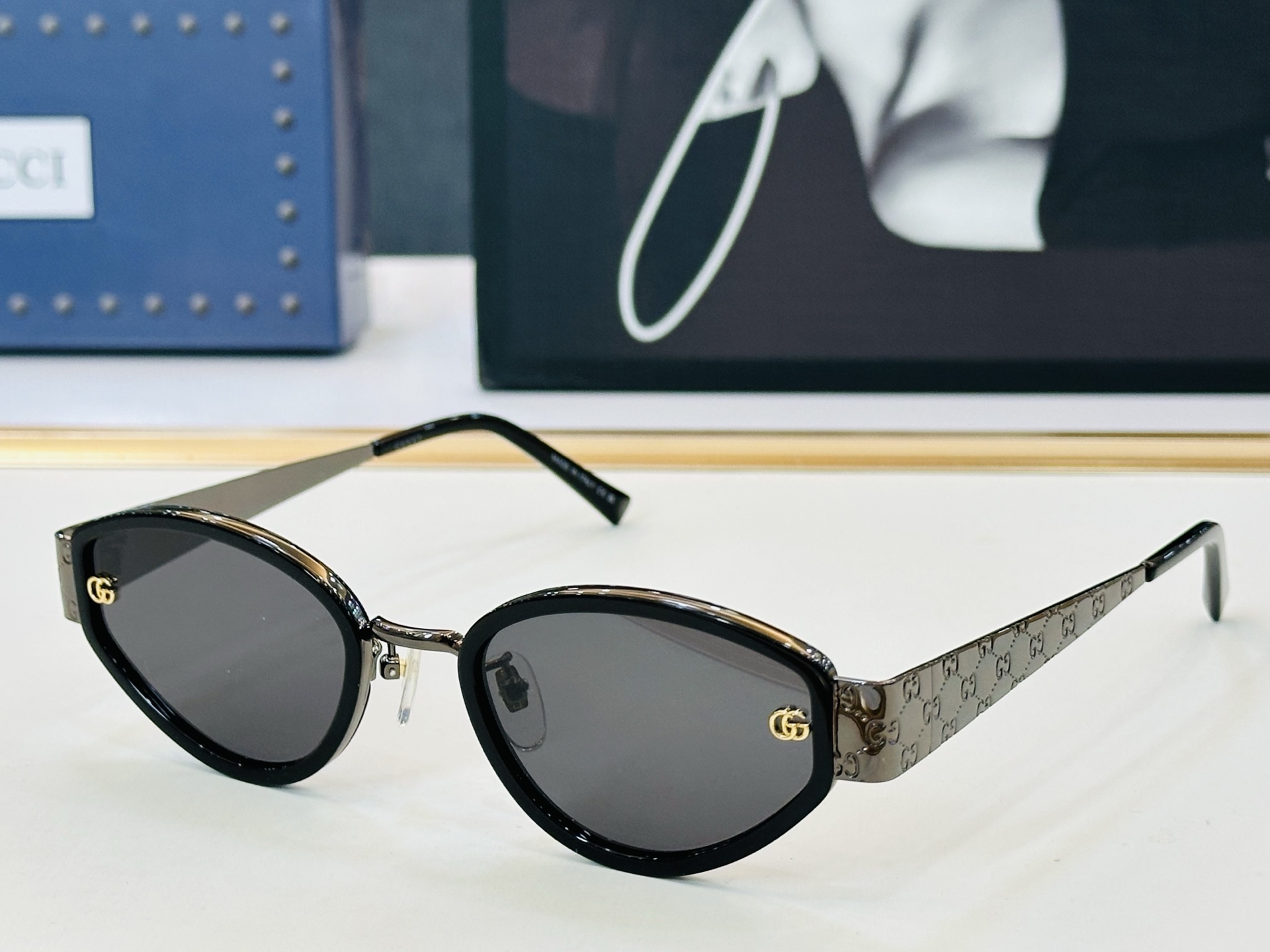 GUCC* 古家 GG2034SK 🐝🐝系列 Size：52口23-145 🍁🍁 L超绝品质 。