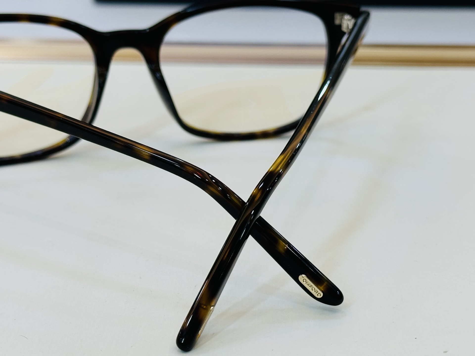 🆕款 TOM FORD🏇汤姆家 MODEL:FT5831 size：55口18-145 🈷️😍时尚潮流 