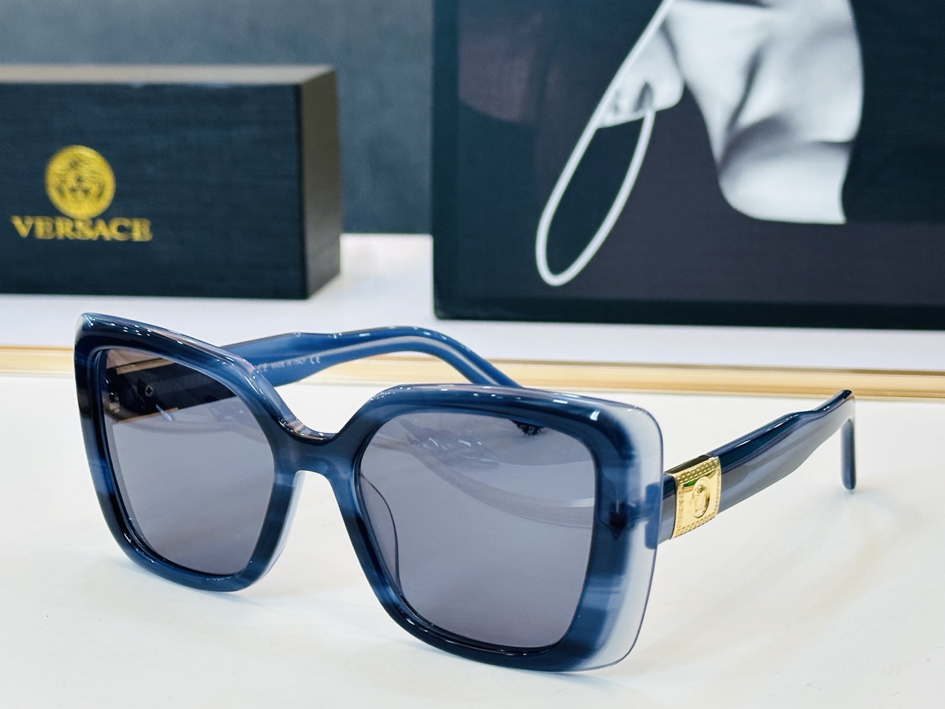 🎉🎉范思家 VERSACE✨✨✨MODEL：VE3422 Size：54口18-145 ✨Z有范