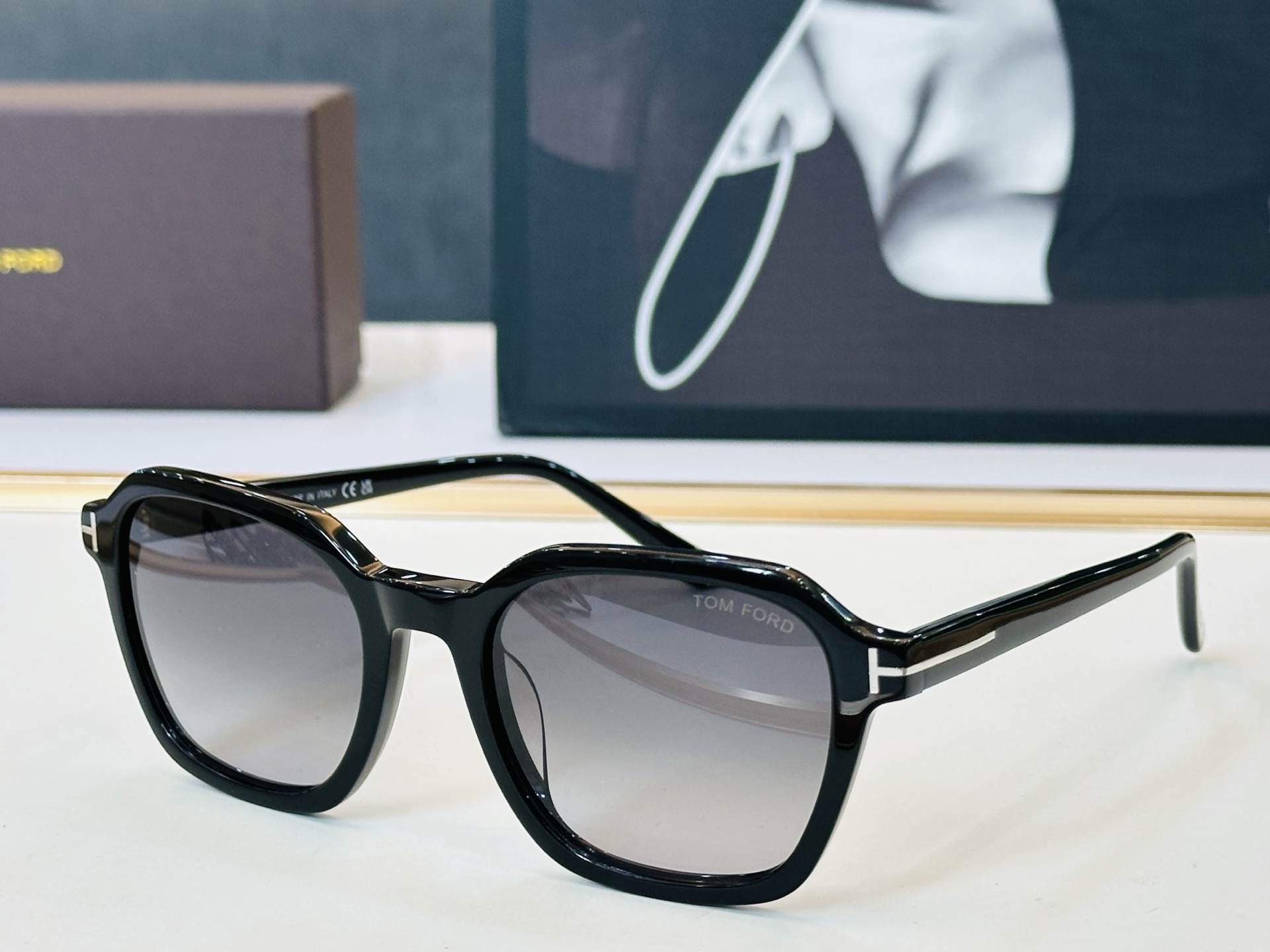 🆕款 TOM FORD🏇汤姆家 MODEL:FT1297 size：53口21-145 🈷️😍时尚潮流 
