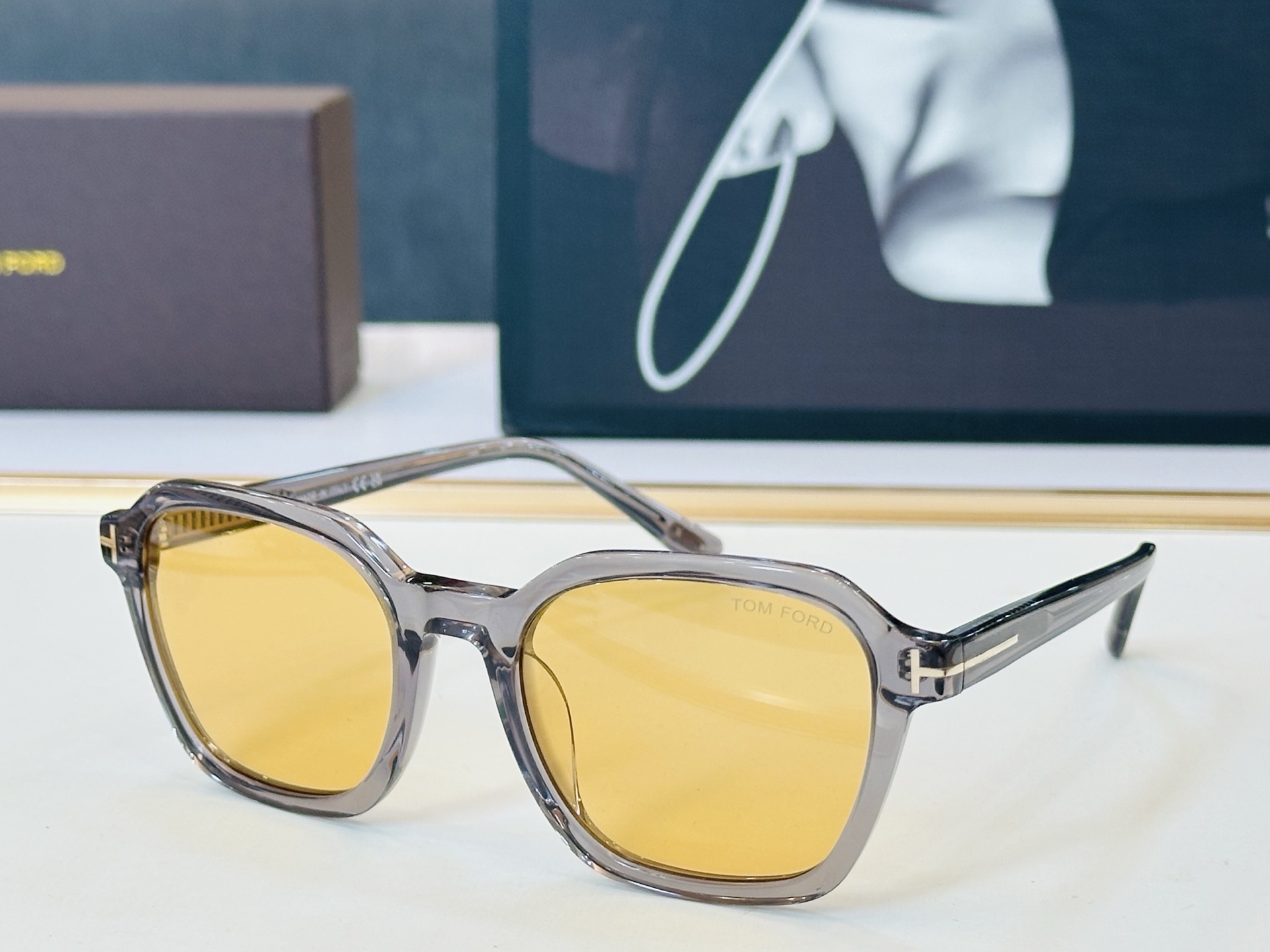 🆕款 TOM FORD🏇汤姆家 MODEL:FT1297 size：53口21-145 🈷️😍时尚潮流 