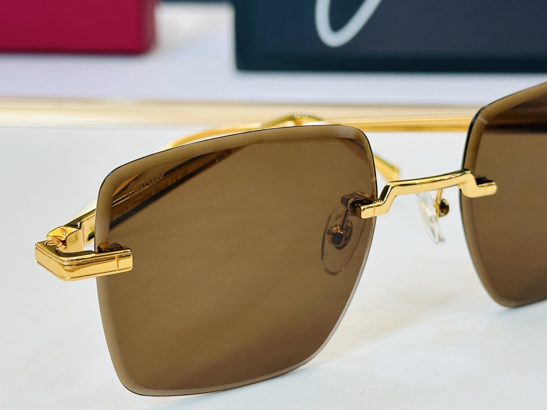 🆕 原版Cartie* 卡家 官网经典款 太阳镜 CT0403S Size：56口20-145 电镀工艺