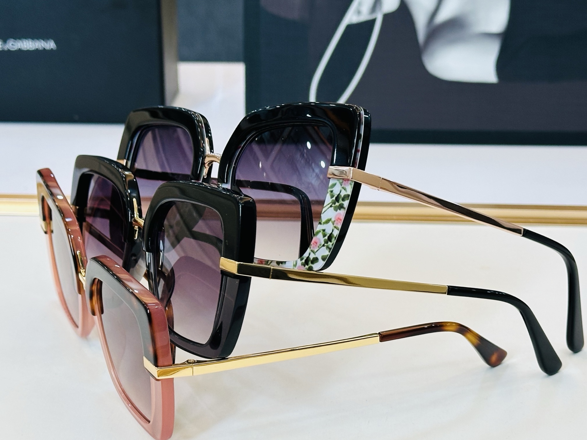 🆕 官网款 🔺DOLCE&GABBAN*🔻DG4373 Size：52口21-140 新颖独特🔝🔝L美艳
