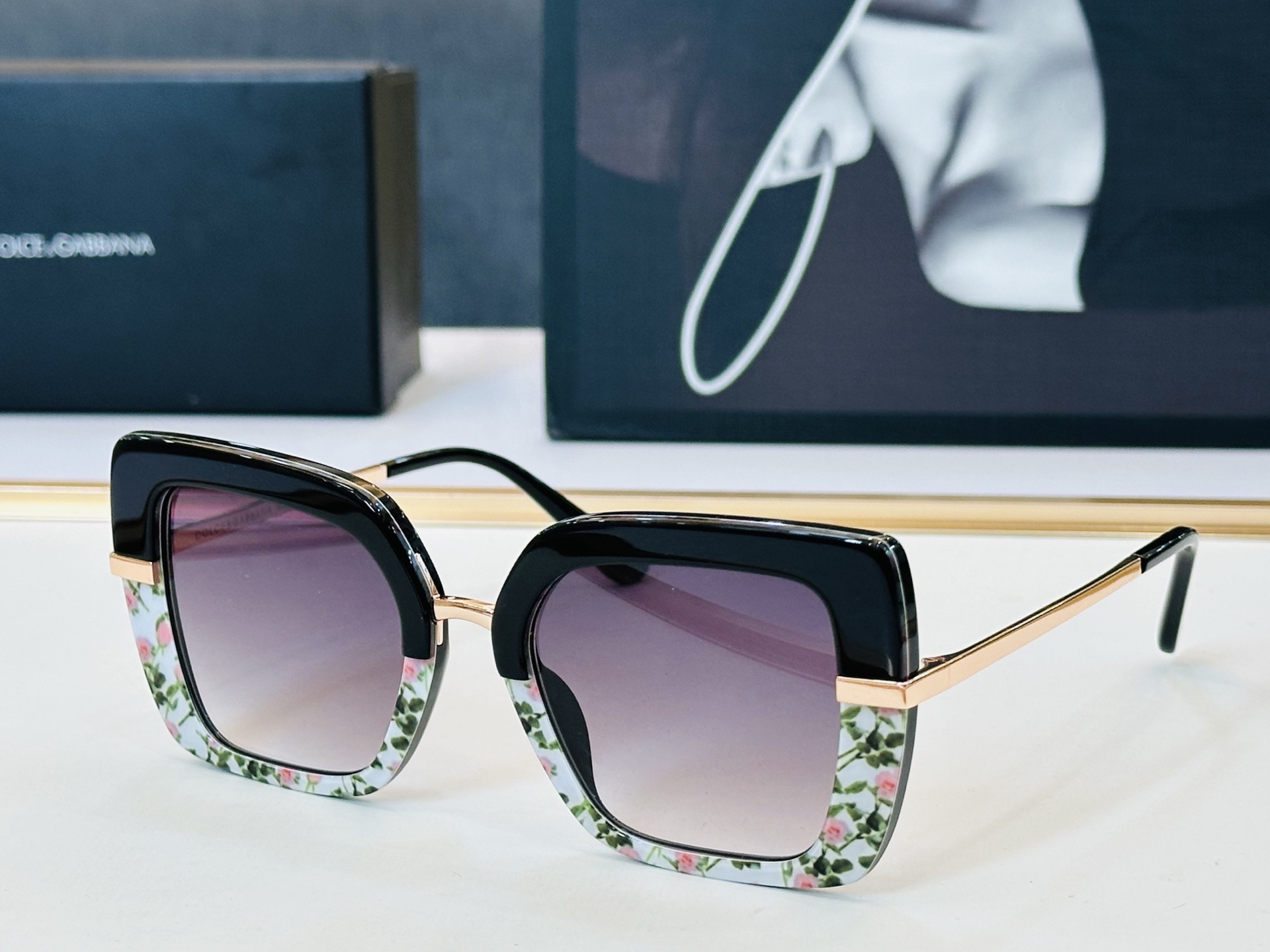 🆕 官网款 🔺DOLCE&GABBAN*🔻DG4373 Size：52口21-140 新颖独特🔝🔝L美艳
