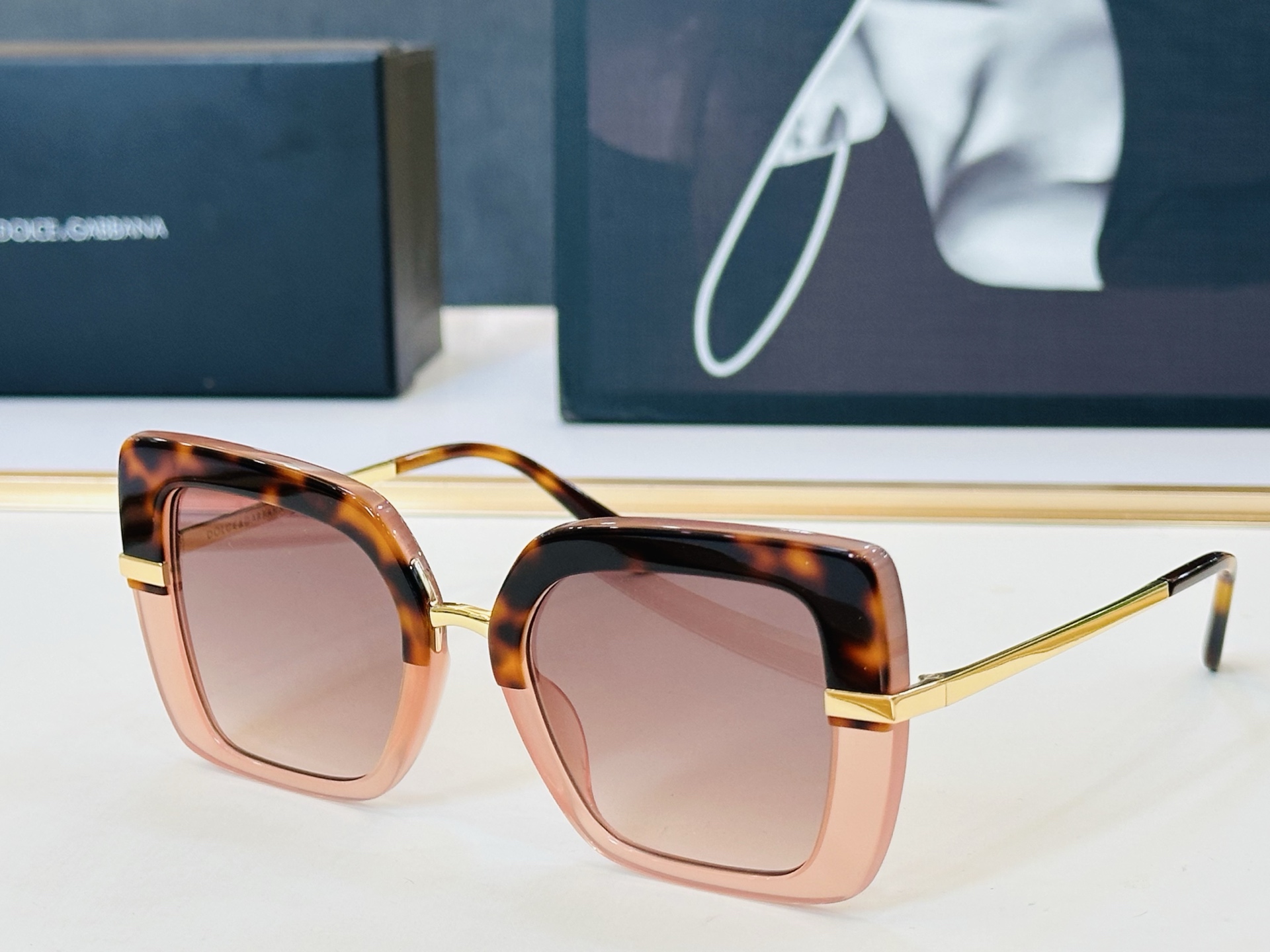 🆕 官网款 🔺DOLCE&GABBAN*🔻DG4373 Size：52口21-140 新颖独特🔝🔝L美艳