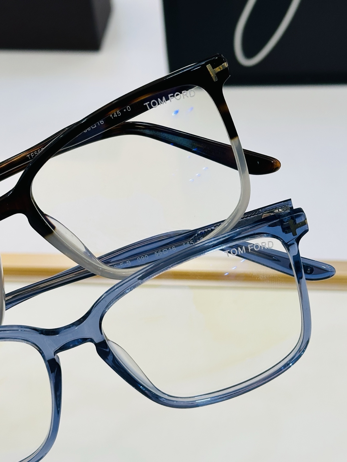 🆕款 TOM FORD🏇汤姆家 MODEL:TF5696-F Size：56口16-145 🈷️😍时尚潮