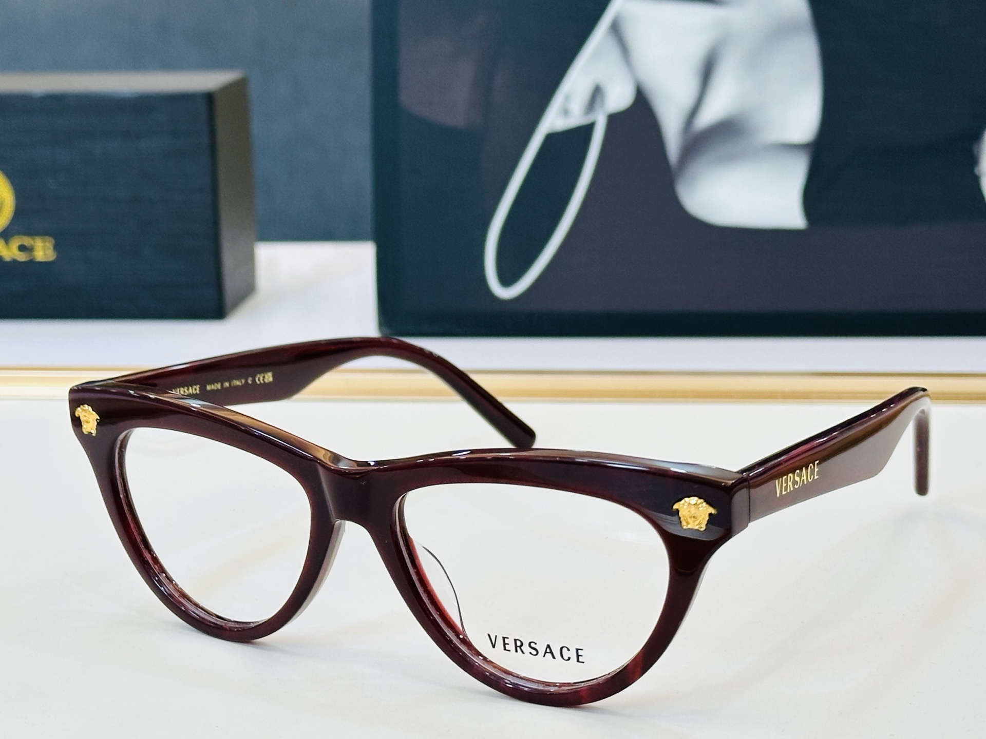 🎉🎉范思家 VERSACE✨✨✨MODEL：VE6791 Size：54口17-140 ✨b有范