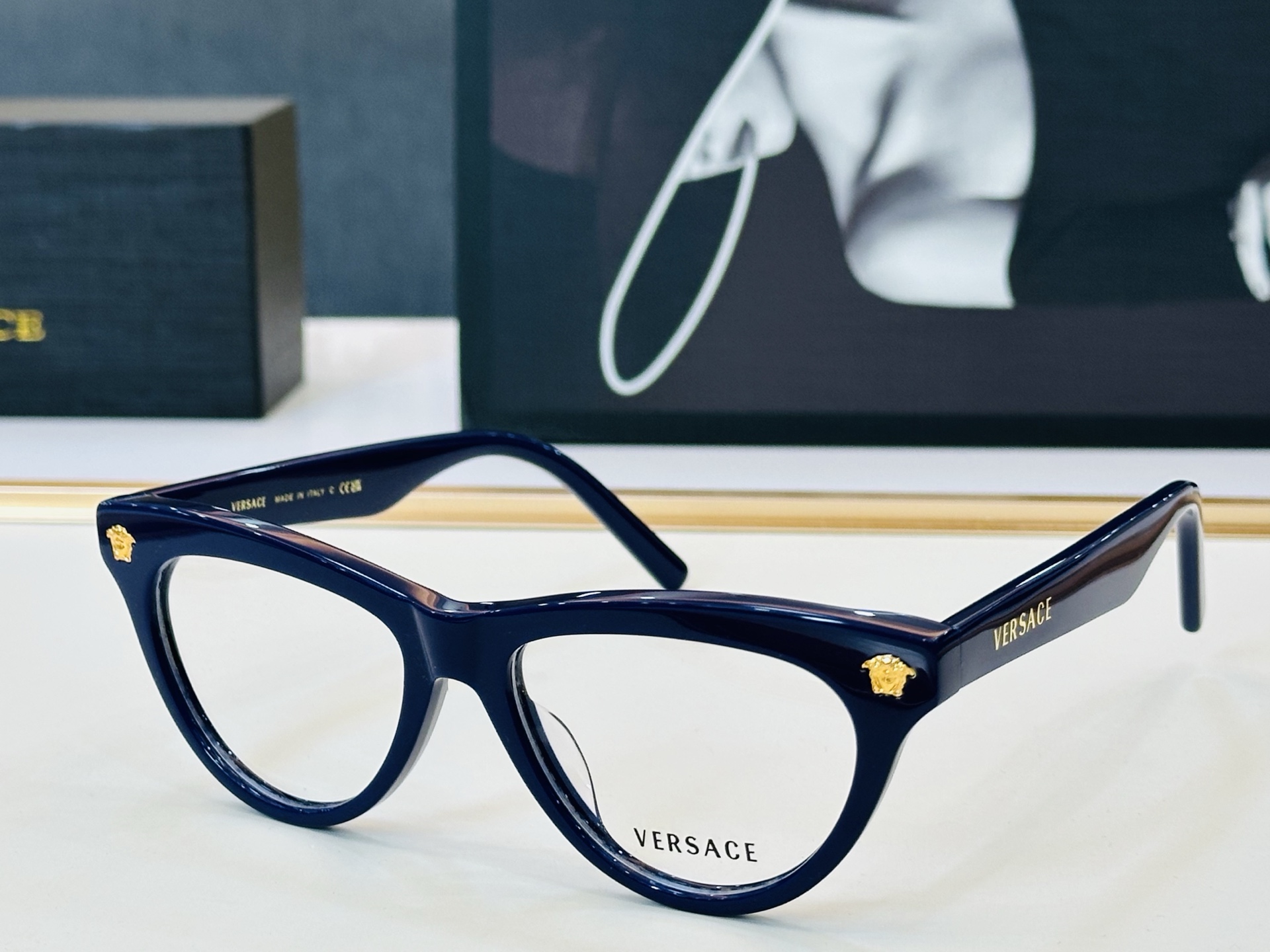 🎉🎉范思家 VERSACE✨✨✨MODEL：VE6791 Size：54口17-140 ✨b有范