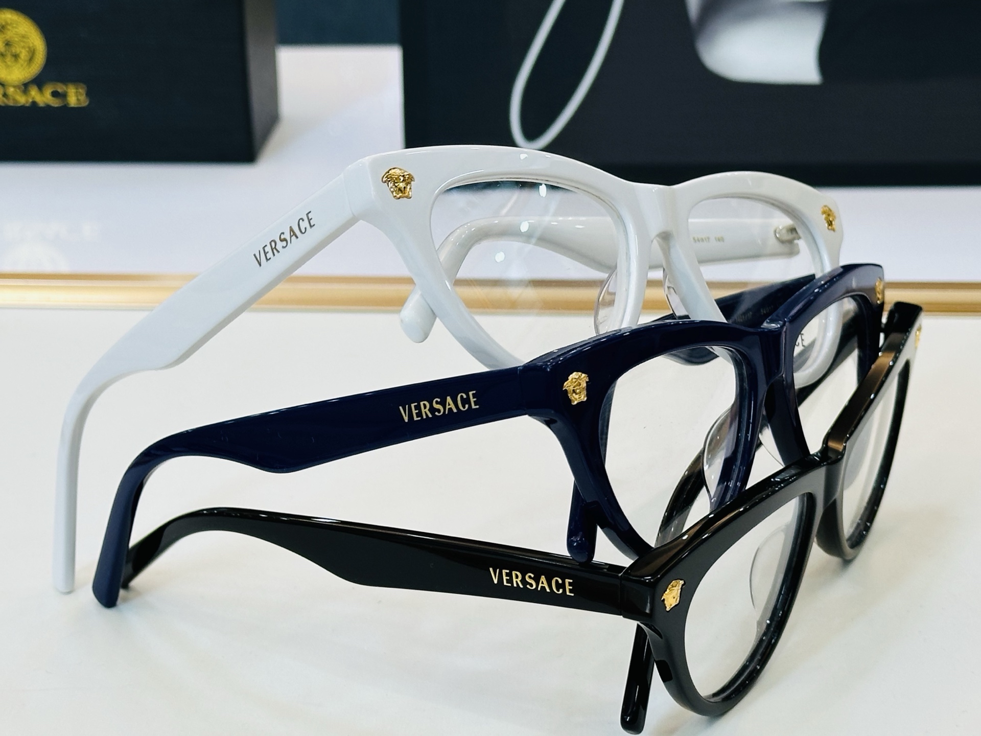 🎉🎉范思家 VERSACE✨✨✨MODEL：VE6791 Size：54口17-140 ✨b有范