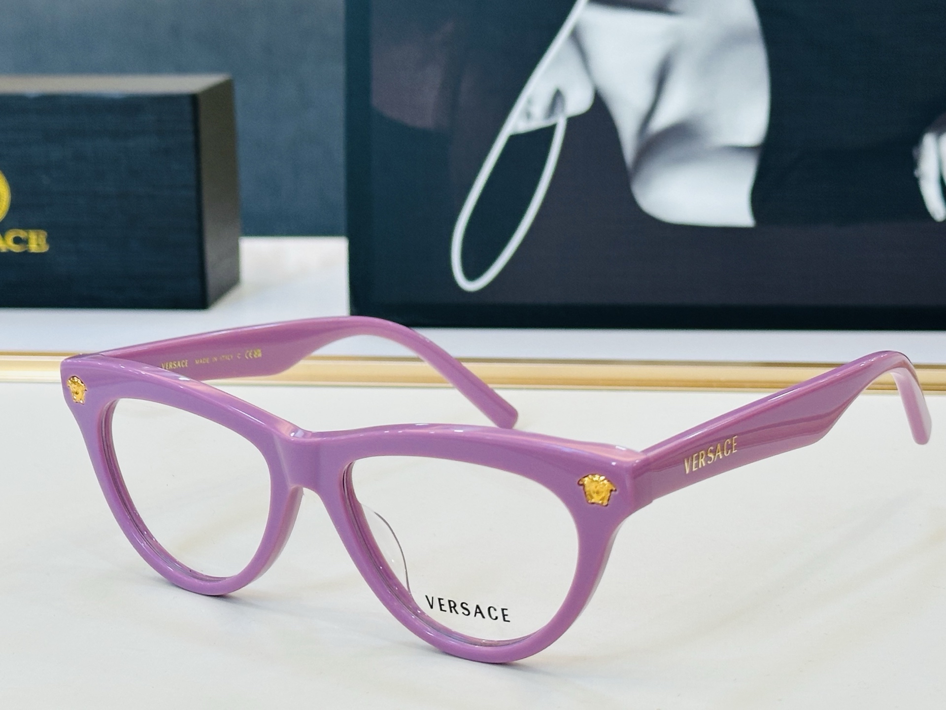 🎉🎉范思家 VERSACE✨✨✨MODEL：VE6791 Size：54口17-140 ✨b有范
