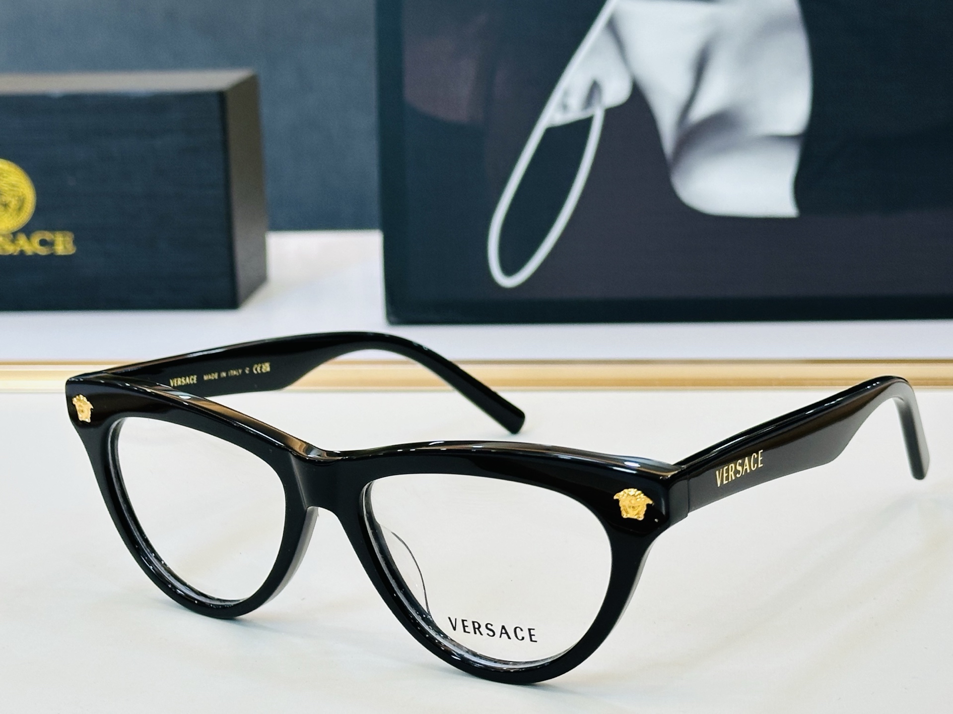 🎉🎉范思家 VERSACE✨✨✨MODEL：VE6791 Size：54口17-140 ✨b有范