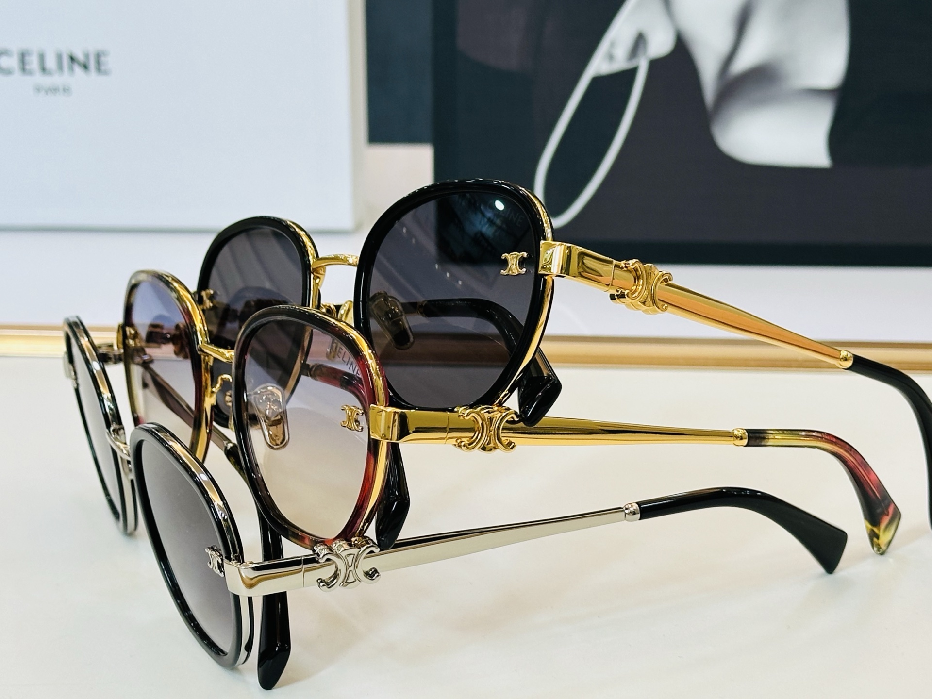 【CELINE】赛琳 CL42135U Size：55口22-145 一直热销的款式 欧美风 光泽度好 