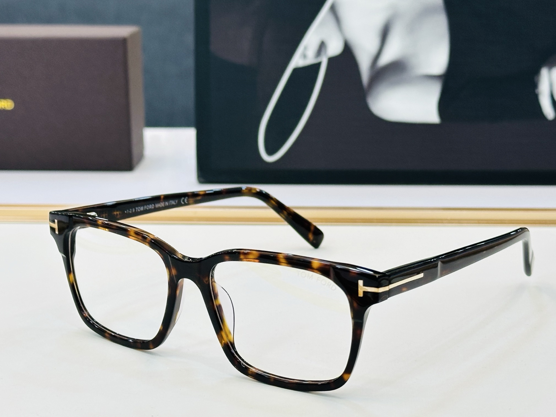 🆕款 TOM FORD🏇汤姆家 MODEL:TF5661 Size：54口18-145 🈷️😍时尚潮流 