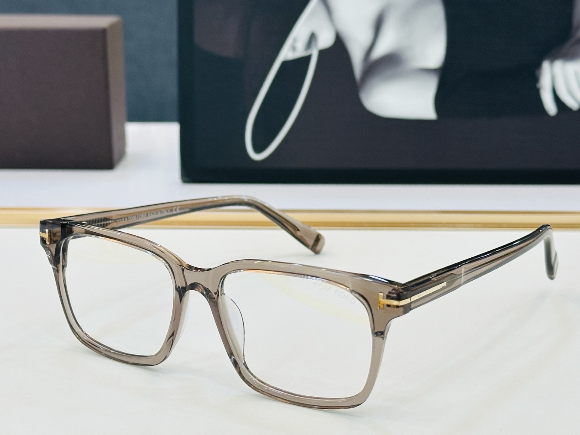 🆕款 TOM FORD🏇汤姆家 MODEL:TF5661 Size：54口18-145 🈷️😍时尚潮流 