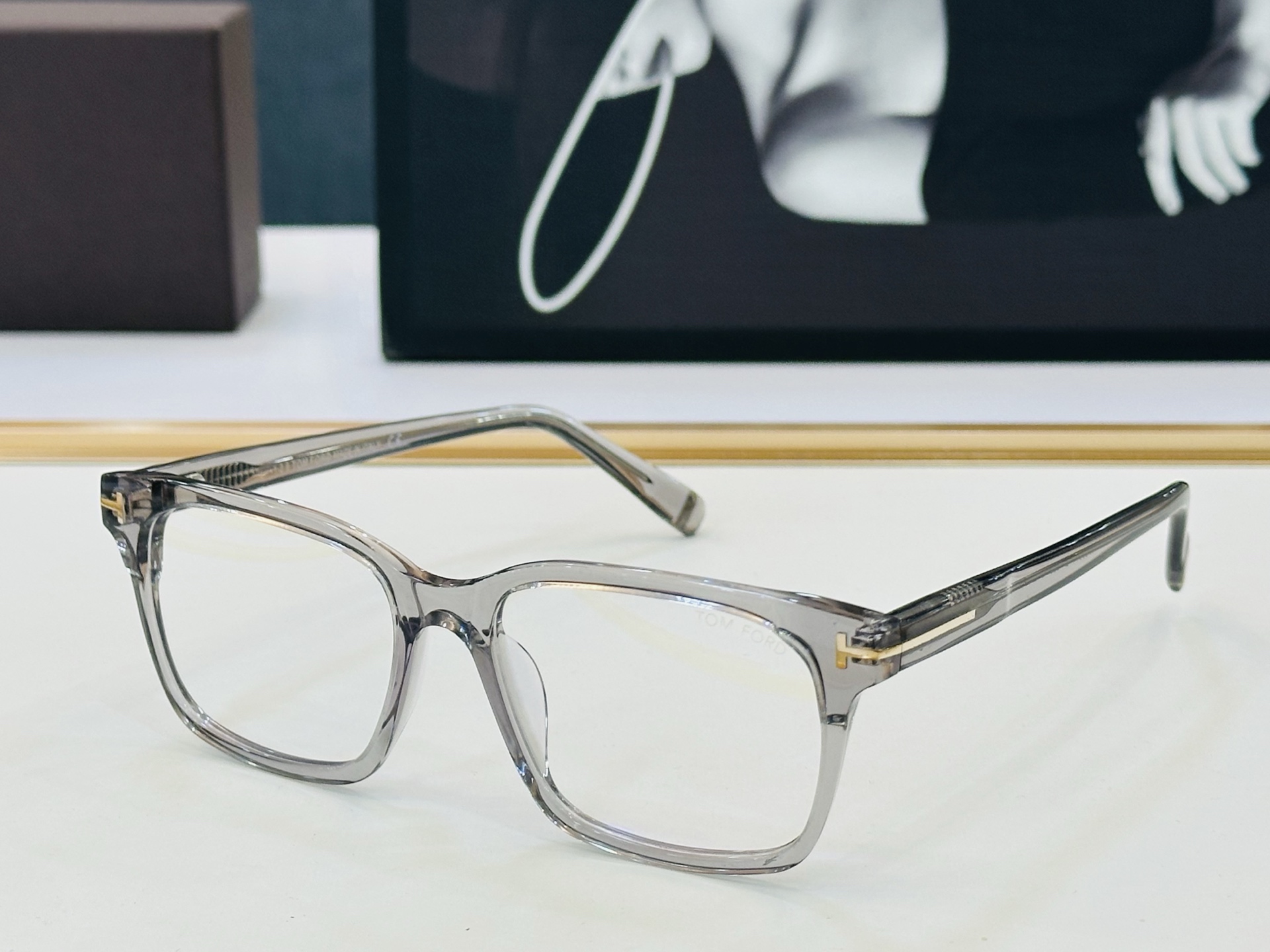 🆕款 TOM FORD🏇汤姆家 MODEL:TF5661 Size：54口18-145 🈷️😍时尚潮流 