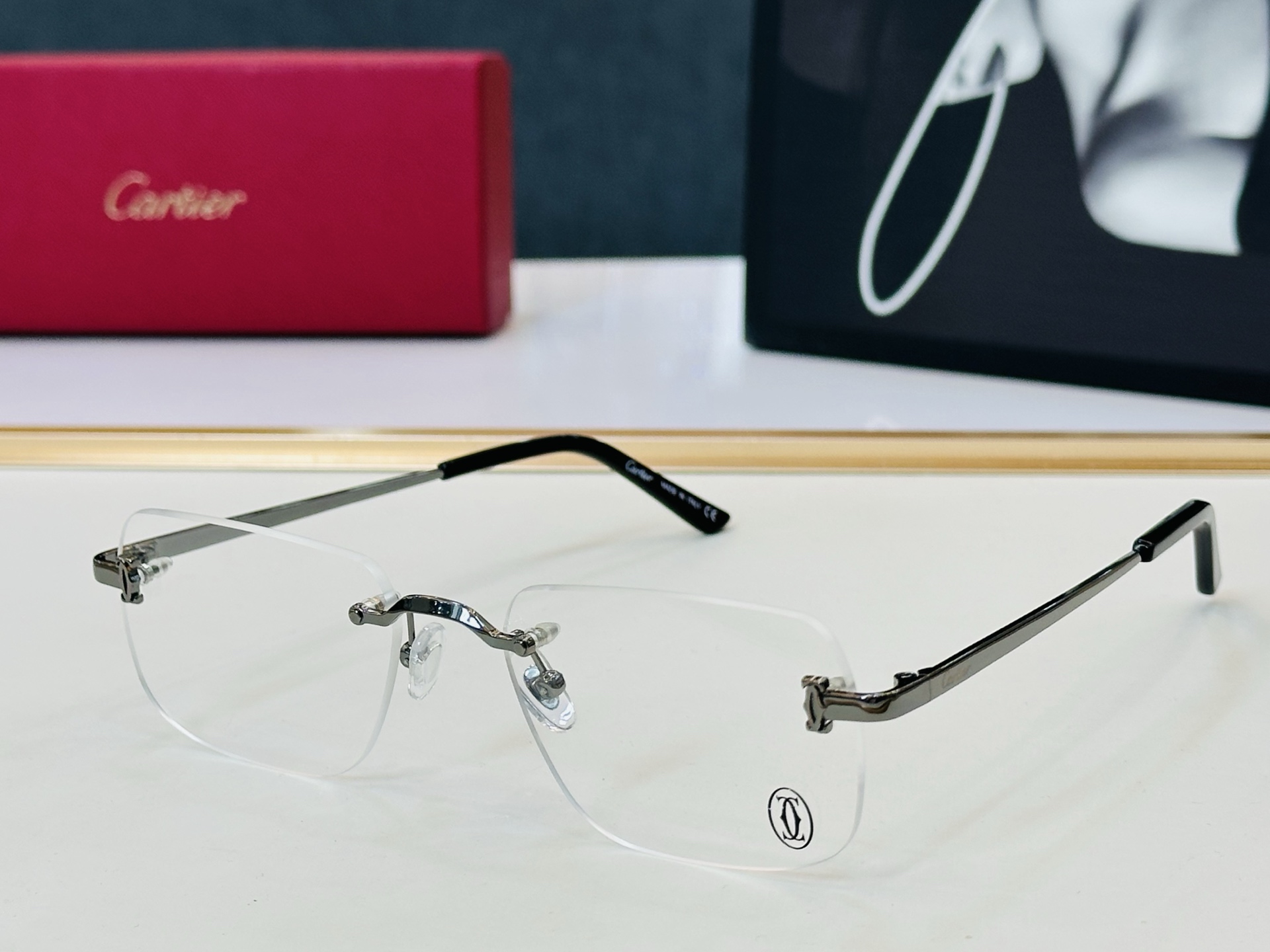 Cartie* 卡家 太阳镜 CT0619 Size：55口19-145 电镀工艺精湛气质十足！Z男女同