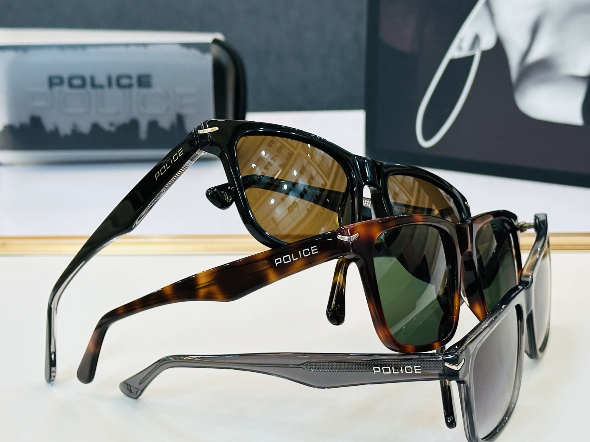 🆕警察 POLICE SPLN35 最新款 Size：53口19-145 💫💫时尚舒适 💍L超轻