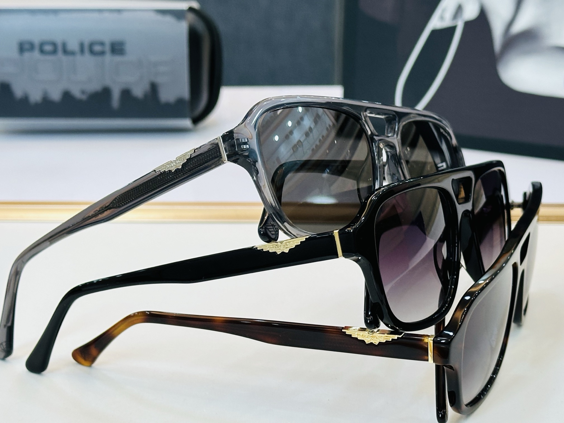 🆕警察 POLICE SPLL83 最新款 Size：56口17-145 💫💫时尚舒适 💍L超轻