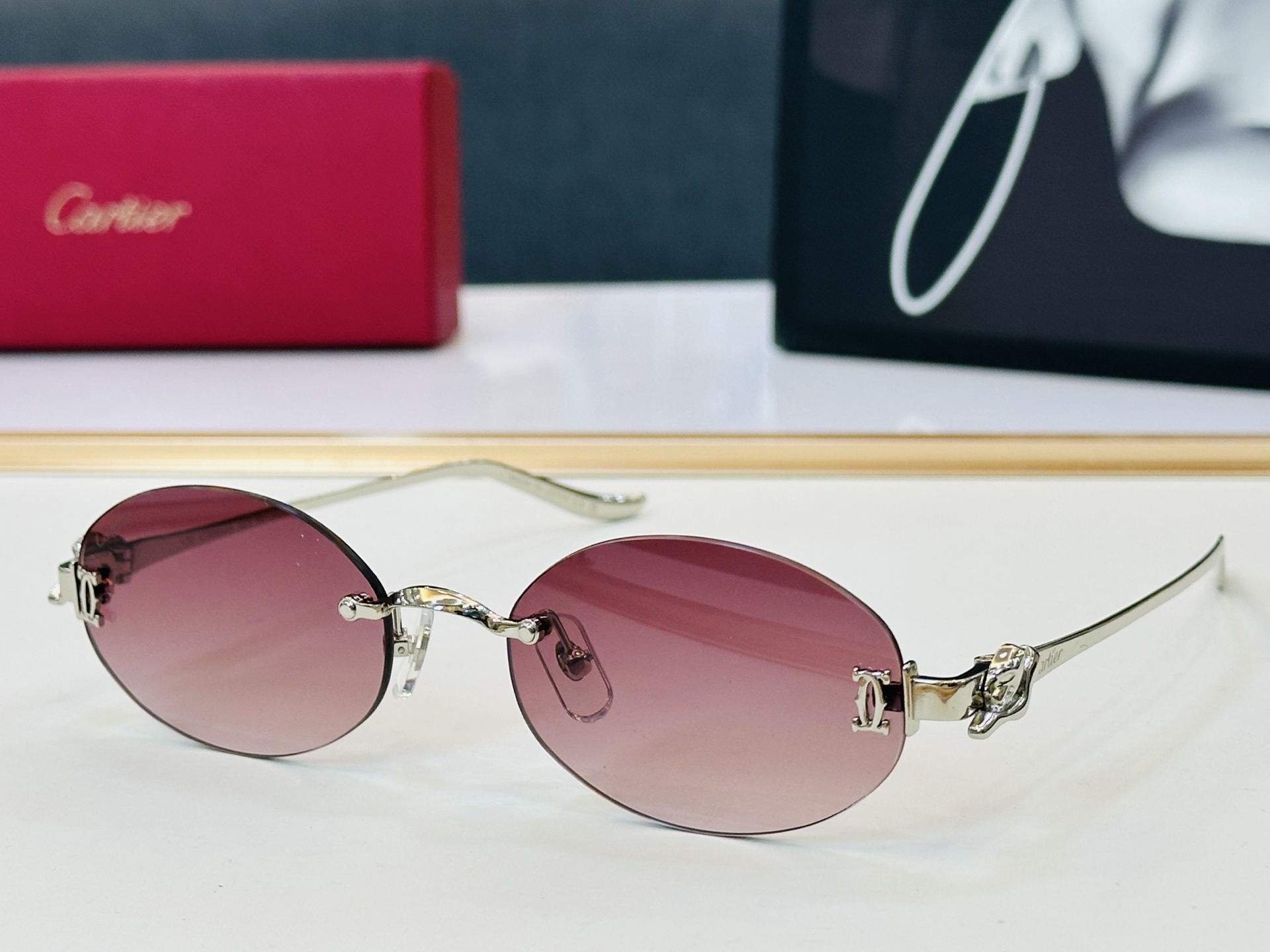 Cartie* 卡家 CT0653S 太阳镜 Size：55口19-135 工艺精湛气质十足！q男女同款