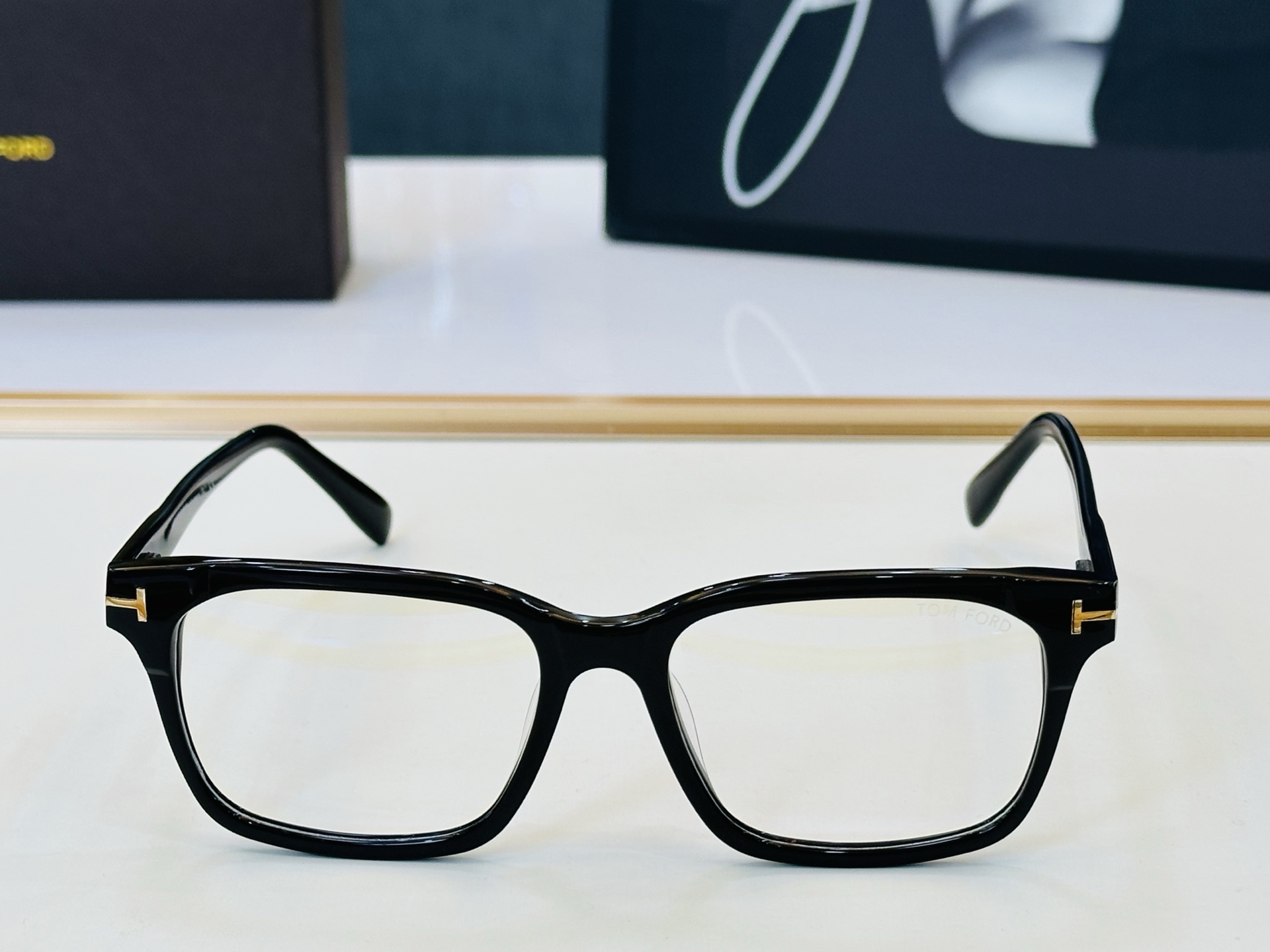 🆕款 TOM FORD🏇汤姆家 MODEL:TF5661 -F Size：54口18-145 🈷️😍时尚