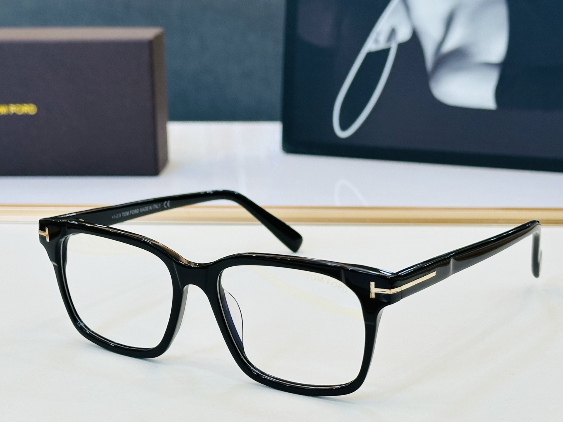 🆕款 TOM FORD🏇汤姆家 MODEL:TF5661 -F Size：54口18-145 🈷️😍时尚