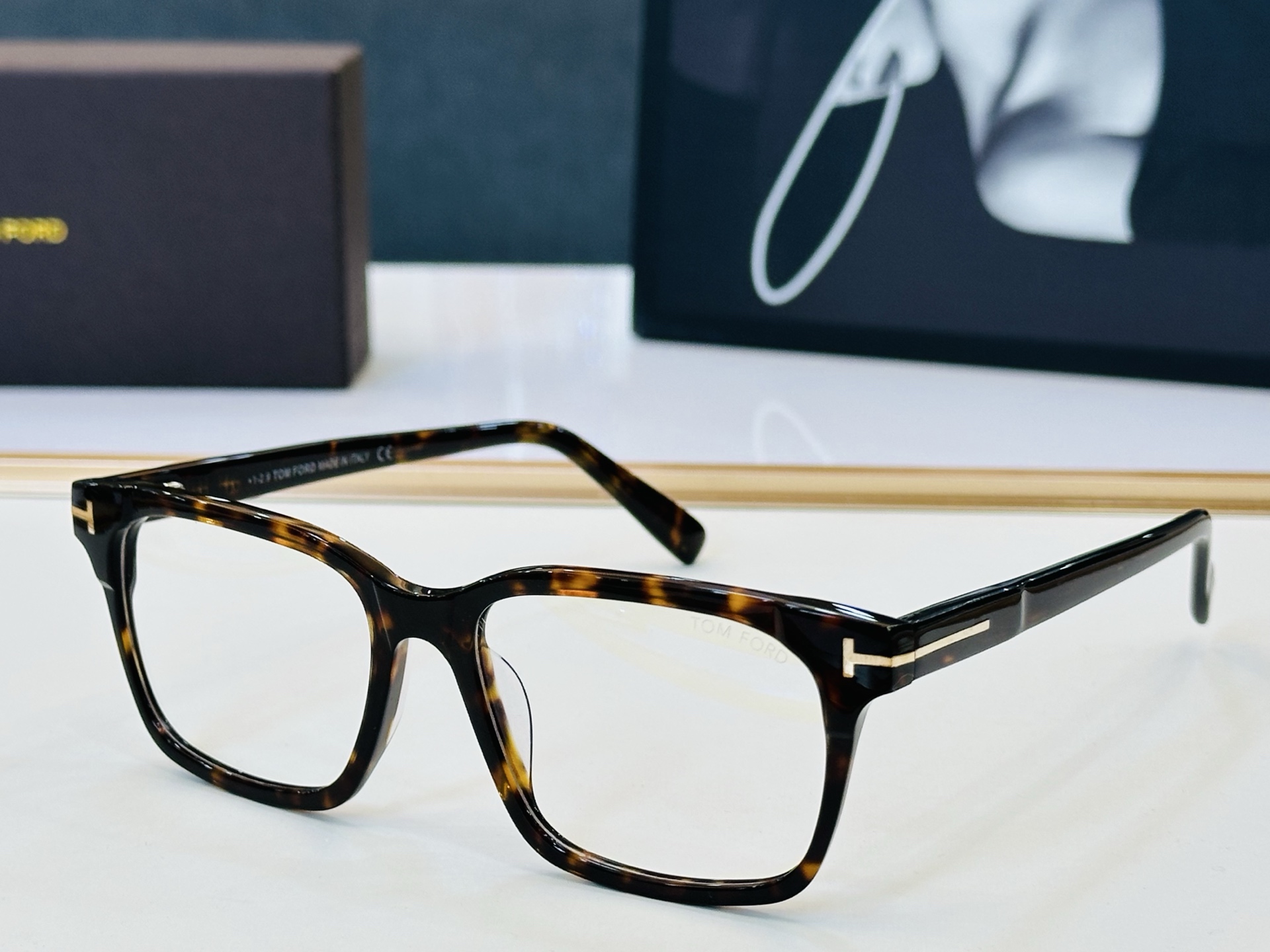 🆕款 TOM FORD🏇汤姆家 MODEL:TF5661 -F Size：54口18-145 🈷️😍时尚
