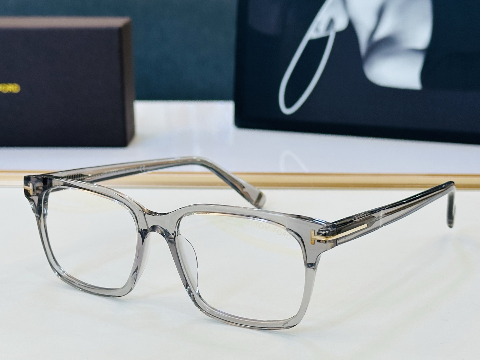 🆕款 TOM FORD🏇汤姆家 MODEL:TF5661 -F Size：54口18-145 🈷️😍时尚