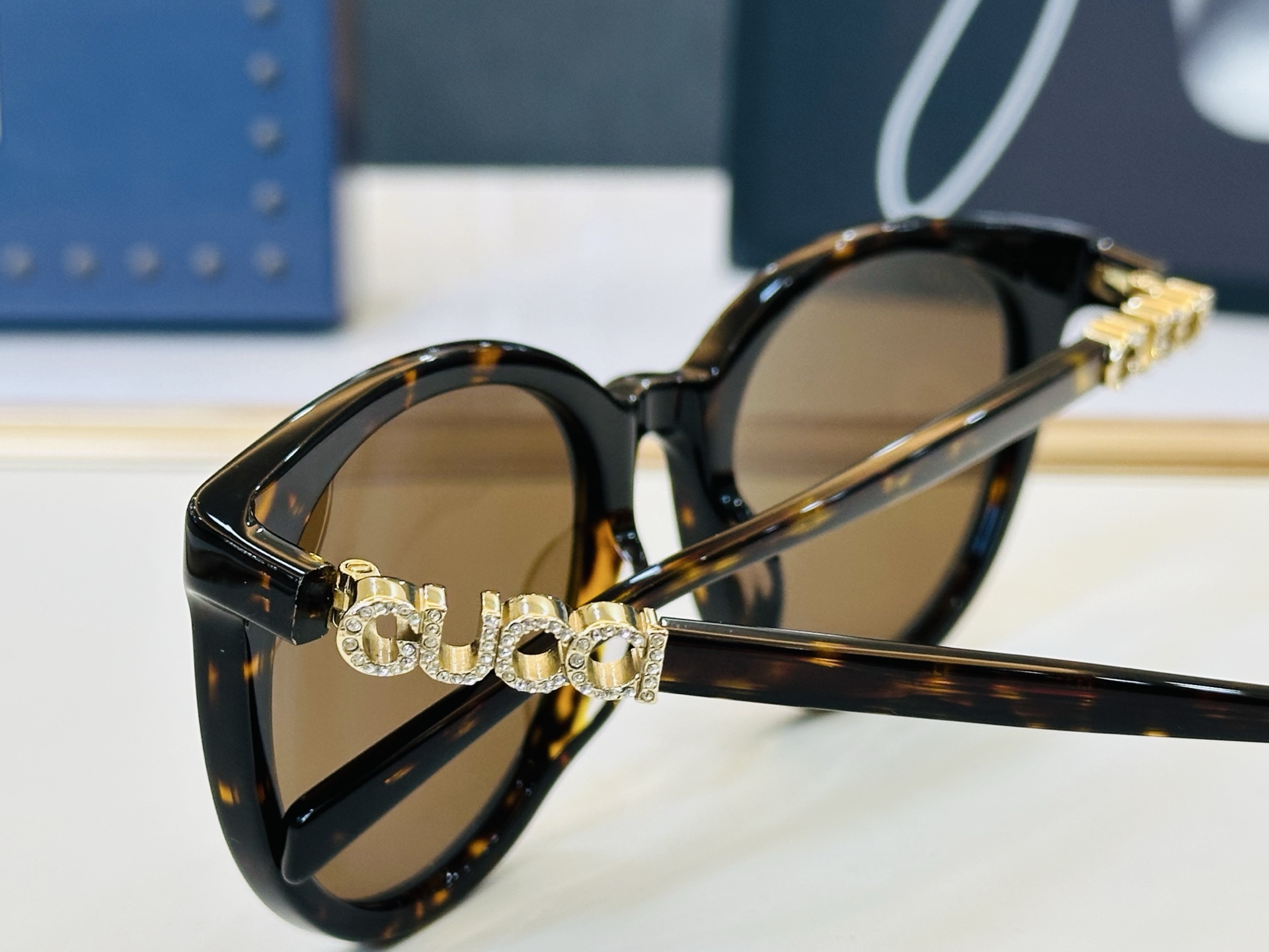 GUCC* 古家 GG2209SK 🐝🐝系列 Size：55口20-140 🍁🍁 W超绝品质 带钻款 🔥