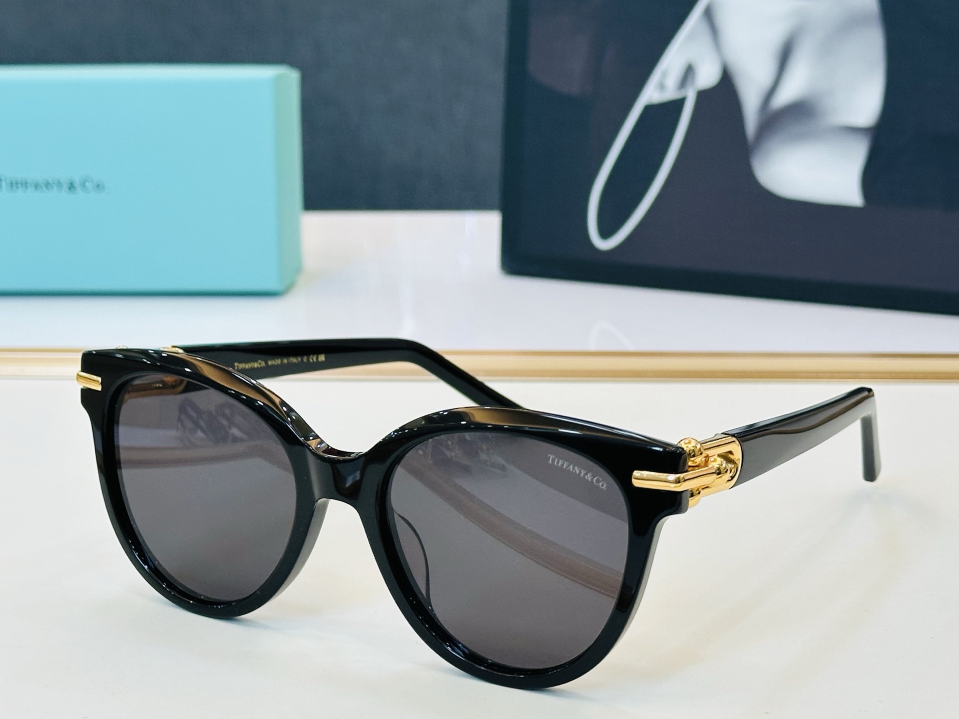 NO:823666,Tiffany & CO. Size 55 mouth 20-145 fashionable sunglasses frame bMulti-color optional sunglasses glasses sunglasses sunglasses, glasses19860909蒂芙家 Tiffany & CO. Size55口20-145 时尚太阳镜架 b多色可选 太阳镜 眼镜墨镜太阳镜,眼镜,glasses