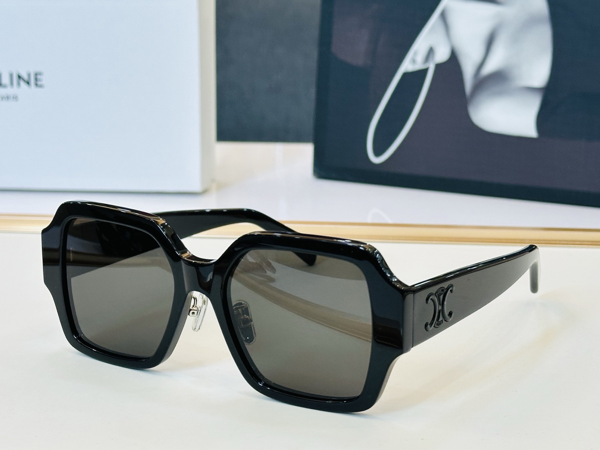 NO:823676,[CELINE] Celine CL50131F Size 53 mouth 20-145 The best-selling style European and American style, good gloss, strong texture, L craftsmanship is awesome, glasses, sunglasses, sunglasses, glasses, celine, celine19860909【CELINE】赛琳 CL50131F Size53口20-145 一直热销的款式 欧美风 光泽度好 质感强 L工艺超赞 眼镜墨镜太阳镜,眼镜,celine,celine,glasses