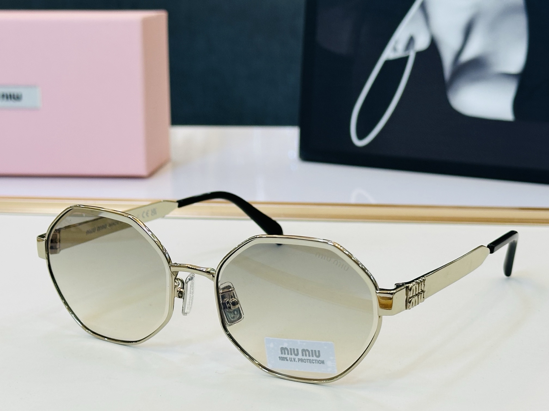 NO:823657,Miujia SMUB57S Size 58 mouth 19-140 [Rose] [Lightning] Fashionable and beautiful [Proud] [Proud] Smile] FD unique quality glasses, sunglasses, sunglasses, glasses19860909谬家 SMUB57S Size58口19-140  [玫瑰][闪电] 时尚靓丽 得意][得意]微笑] FD独具品质 眼镜墨镜太阳镜,眼镜,glasses