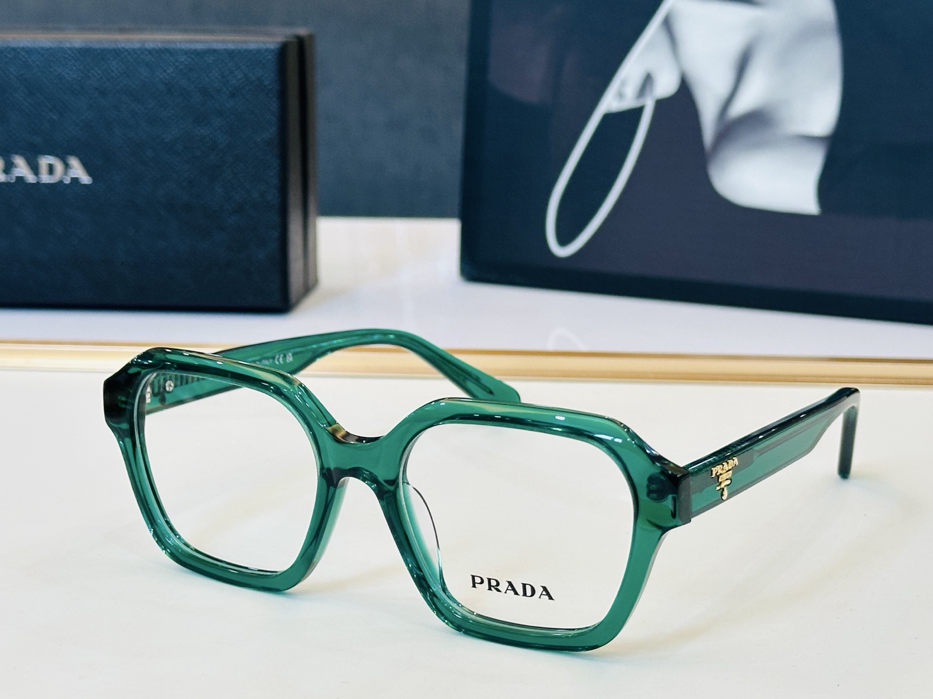 🔺PRAD*🔻普家 PR B05 Size：53口19-145 眼镜系列堪称精湛制作 彰显独特个 Z最新
