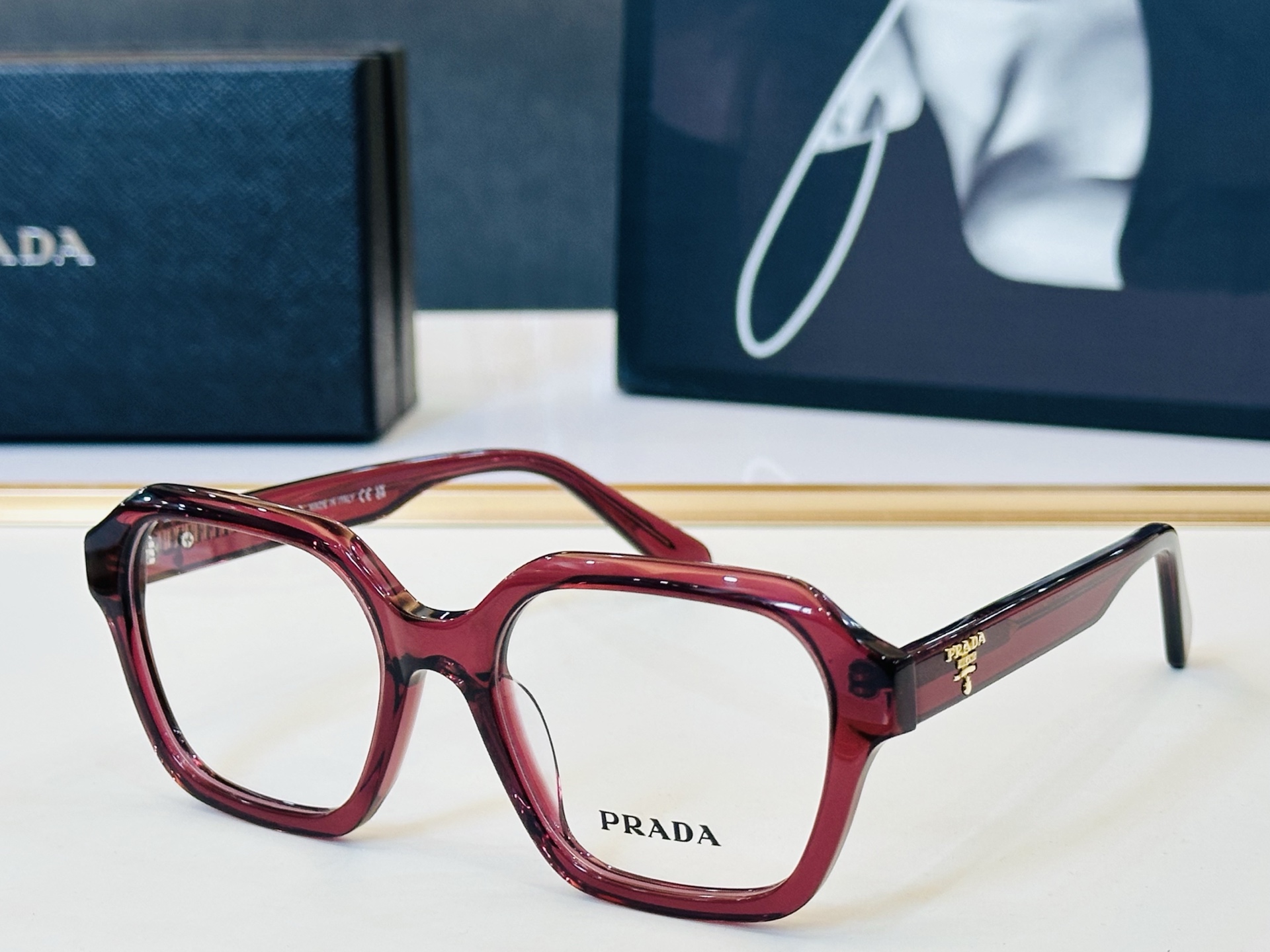 🔺PRAD*🔻普家 PR B05 Size：53口19-145 眼镜系列堪称精湛制作 彰显独特个 Z最新